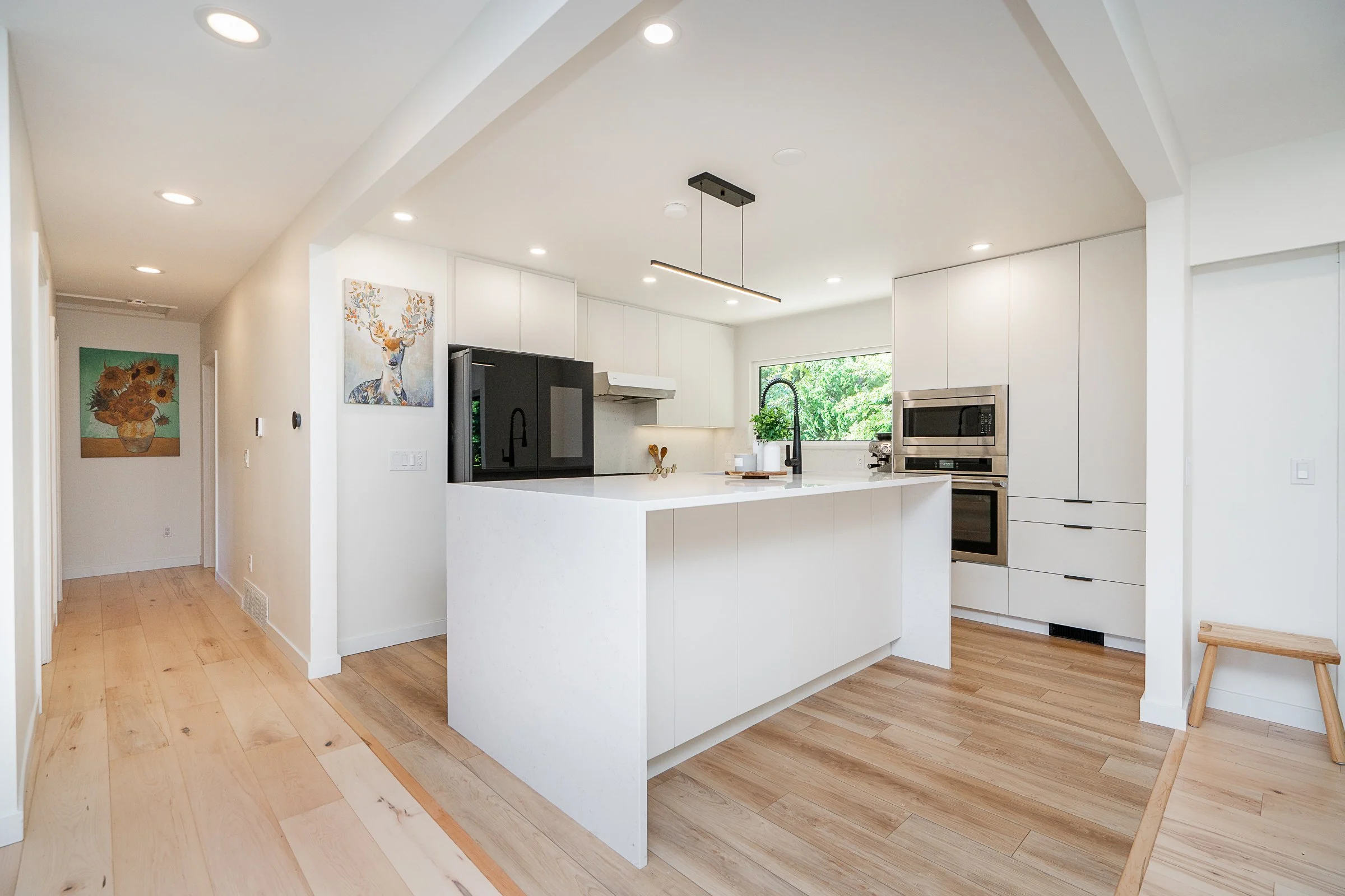 137-College-Park-Way-Port-Moody-Carolyn-Pogue-Best-Port-Moody-Realtor-6.jpg