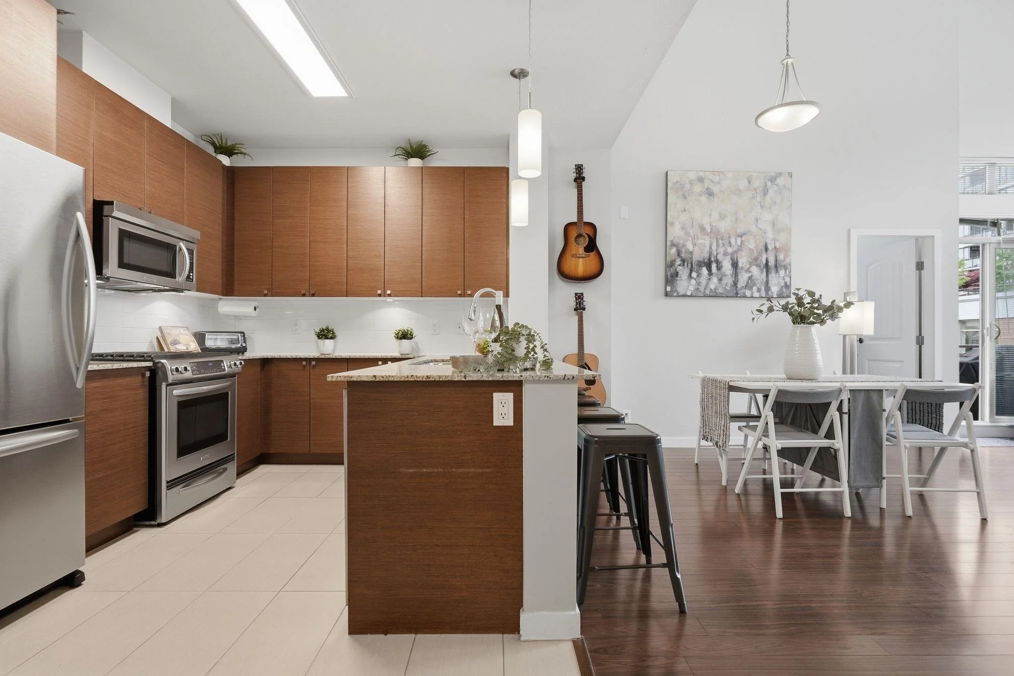 421 101 Morrissey Road Suter Brook Village Port Moody Carolyn Pogue Port Moody Realtor