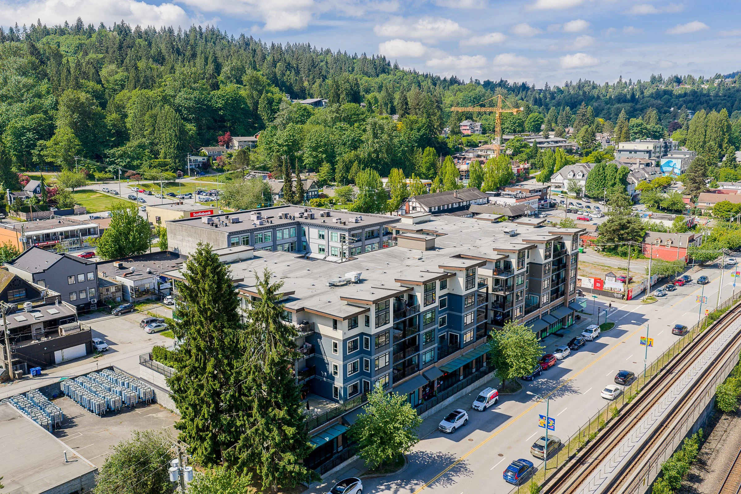 414-2525-Clarke-Street-Port-Moody-The-Strand-Carolyn-Pogue-Best-Port-Moody-Realtor-32.jpg