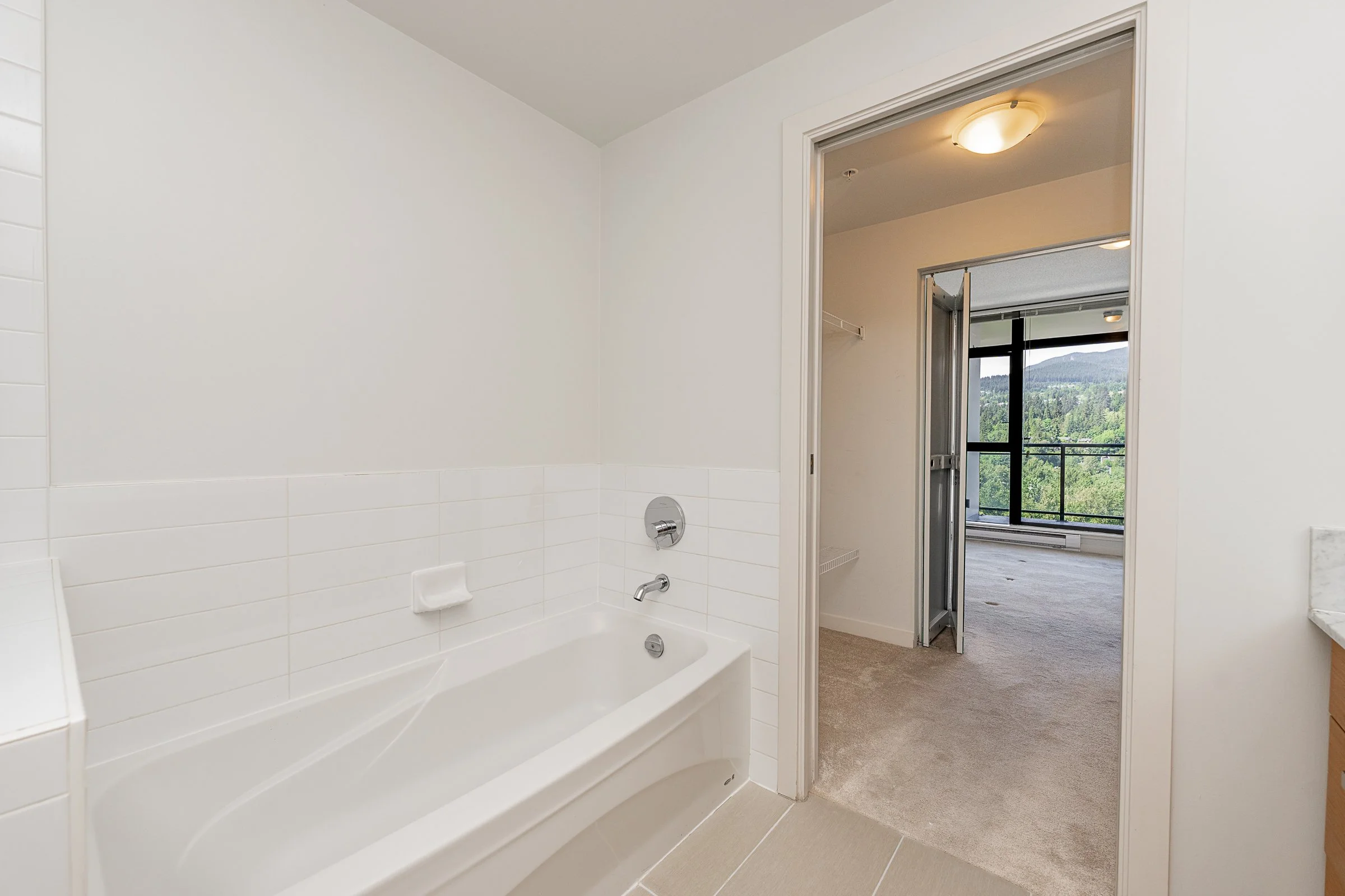 1908-110-Brew-Street-Suter-Brook-Village-Port-Moody-Carolyn-Pogue-Best-Port-Moody-Realtor-17.jpg
