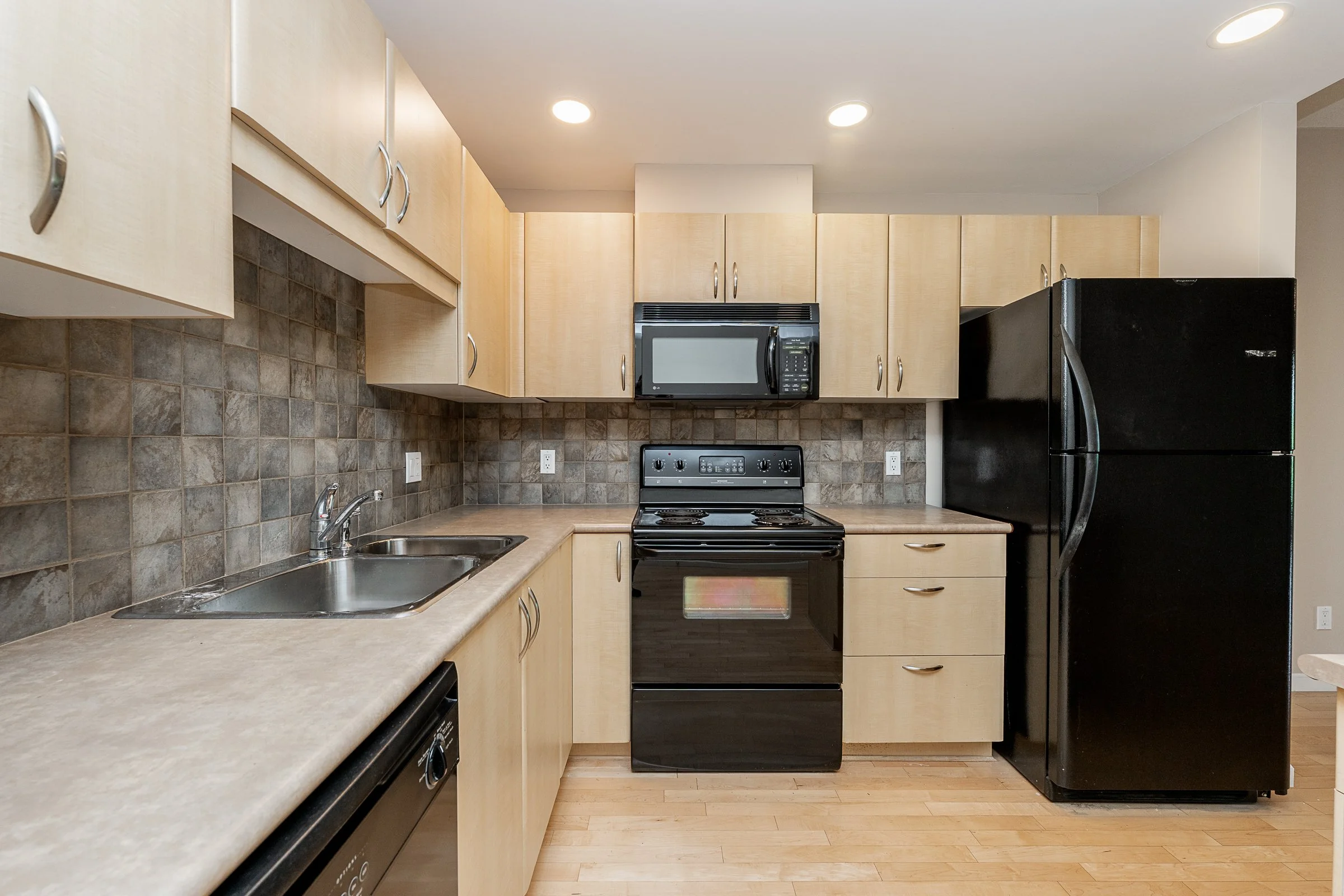 418 285 Newport Drive The Belcarra Newport Village Port Moody Carolyn Pogue Best Port Moody Realtor