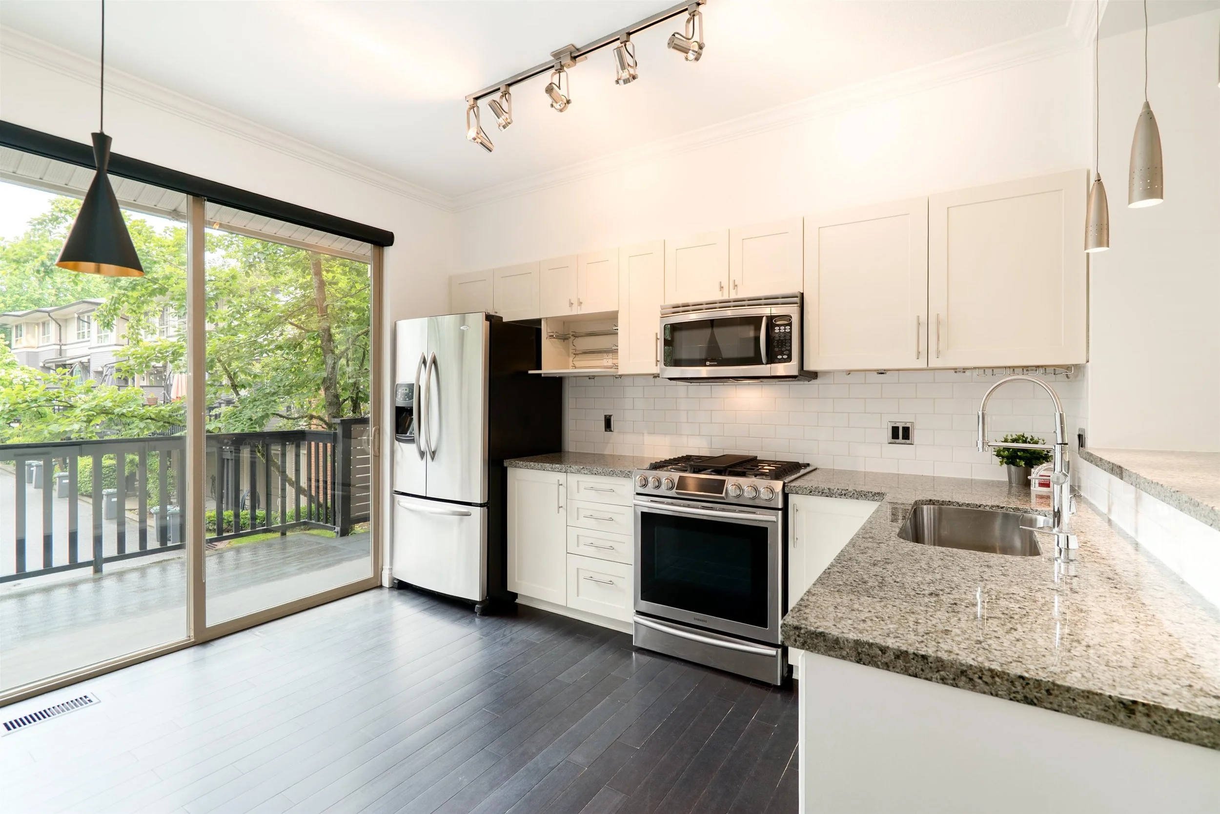 98 100 Klahanie Drive Port Moody Carolyn Pogue Port Moody Realtor Klahanie Realtor