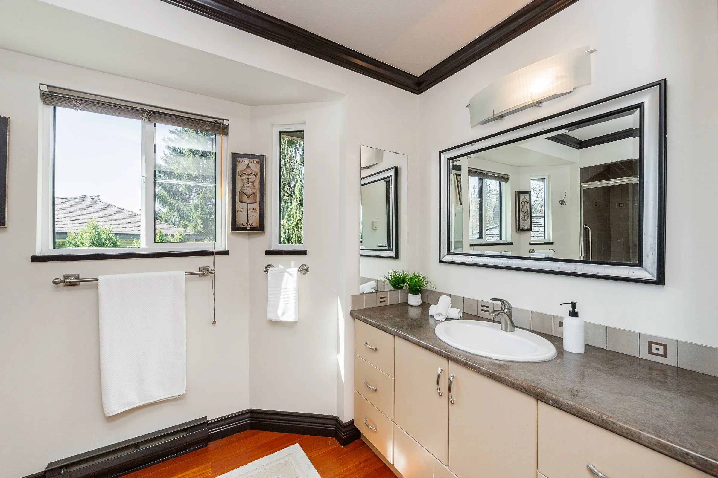 25-Ravine-Drive-Heritage-Mountain-Port-Moody-Carolyn-Pogue-Best-Port-Moody-Realtor-23.jpg