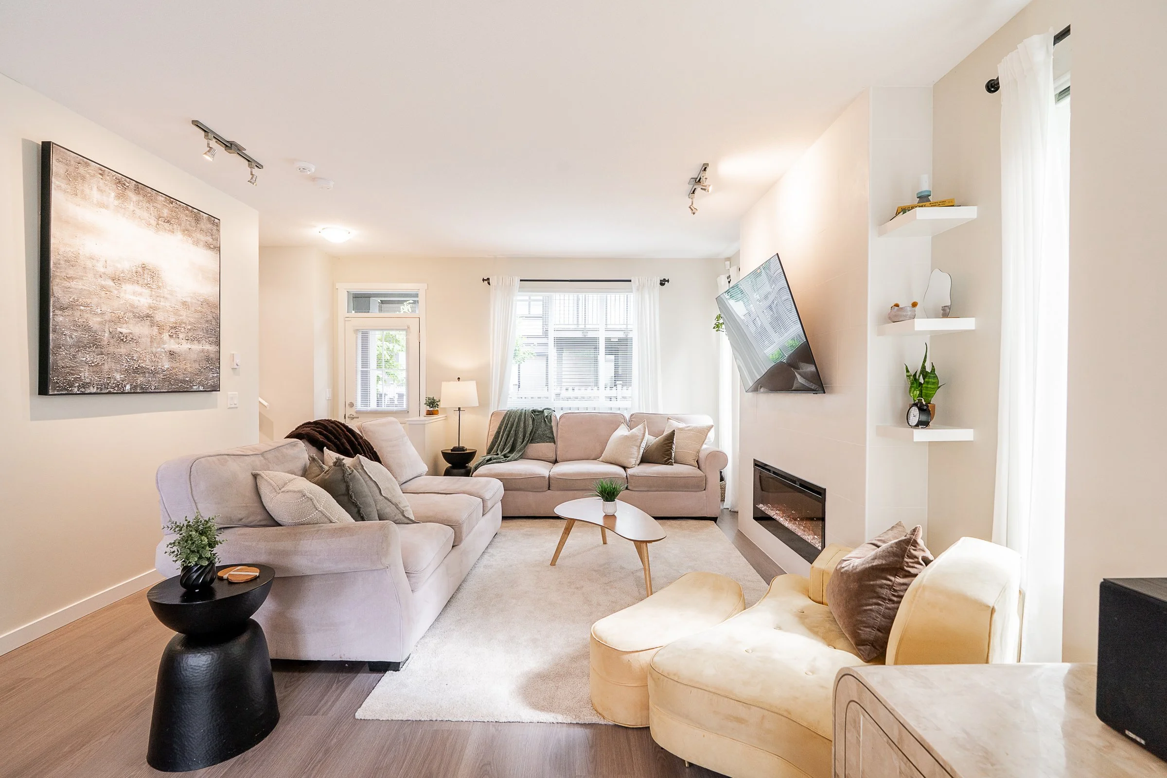 91-3500-Burke-Village-Promenade-Burke-Mountain-Coquitlam-Carolyn-Pogue-Best-Burke-Mountain-Realtor-14.jpg