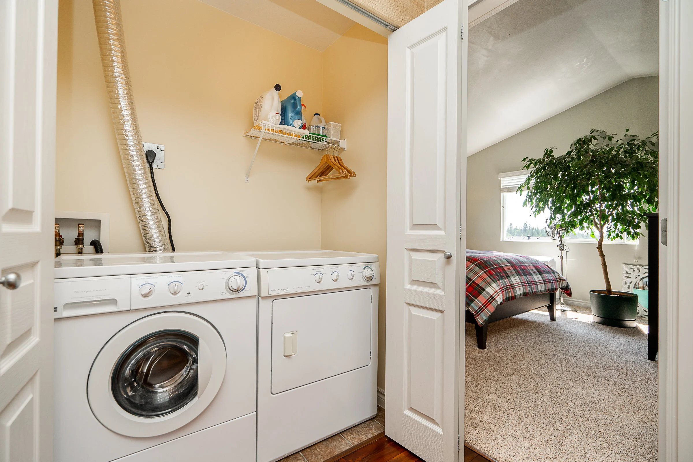 10281-244-Street-Maple-Ridge-Carolyn-Pogue-Maple-Ridge-Realtor-32.jpg