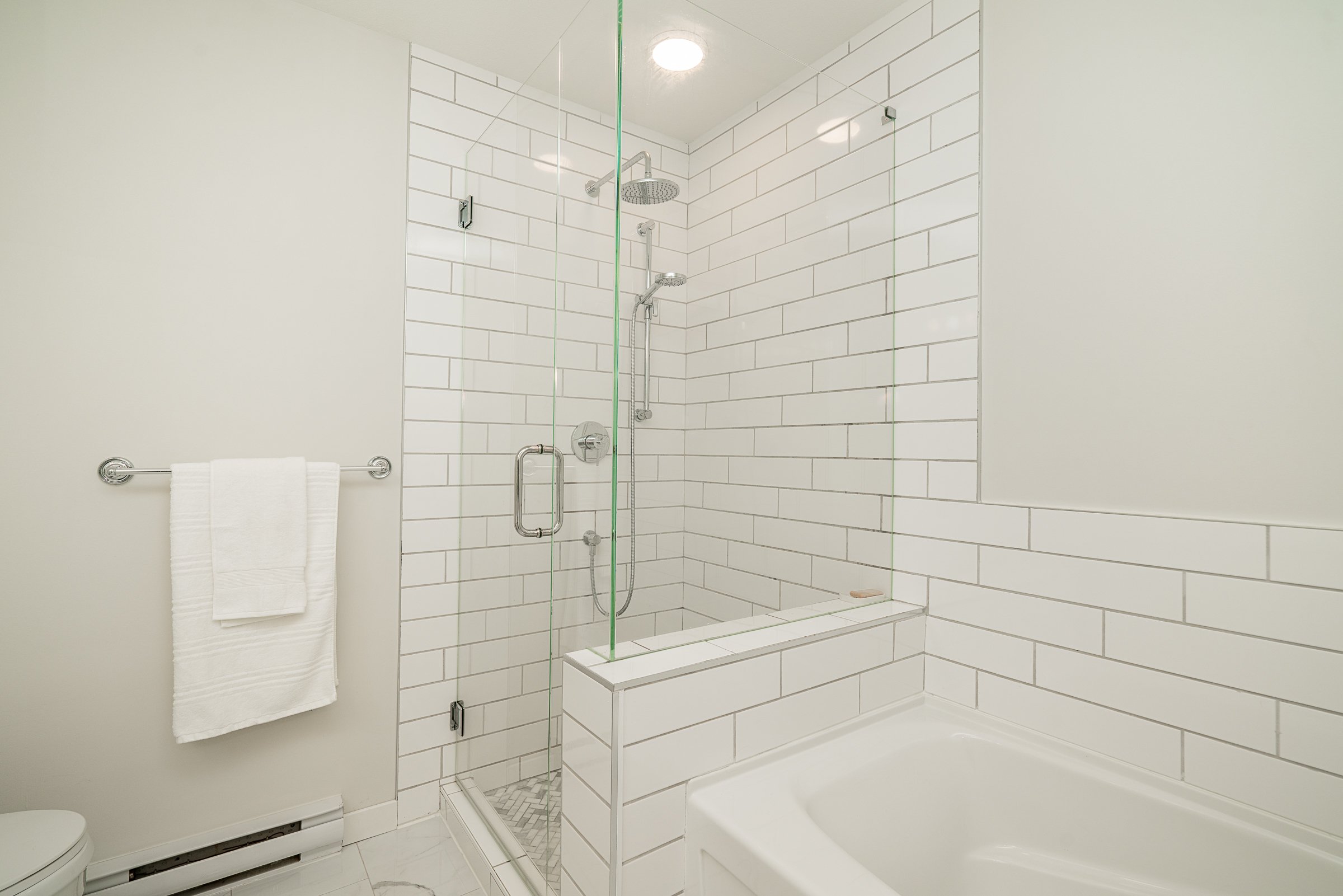 3-100-Klahanie-Drive-Port-Moody-Carolyn-Pogue-Best-Port-Moody-Realtor-23.jpg
