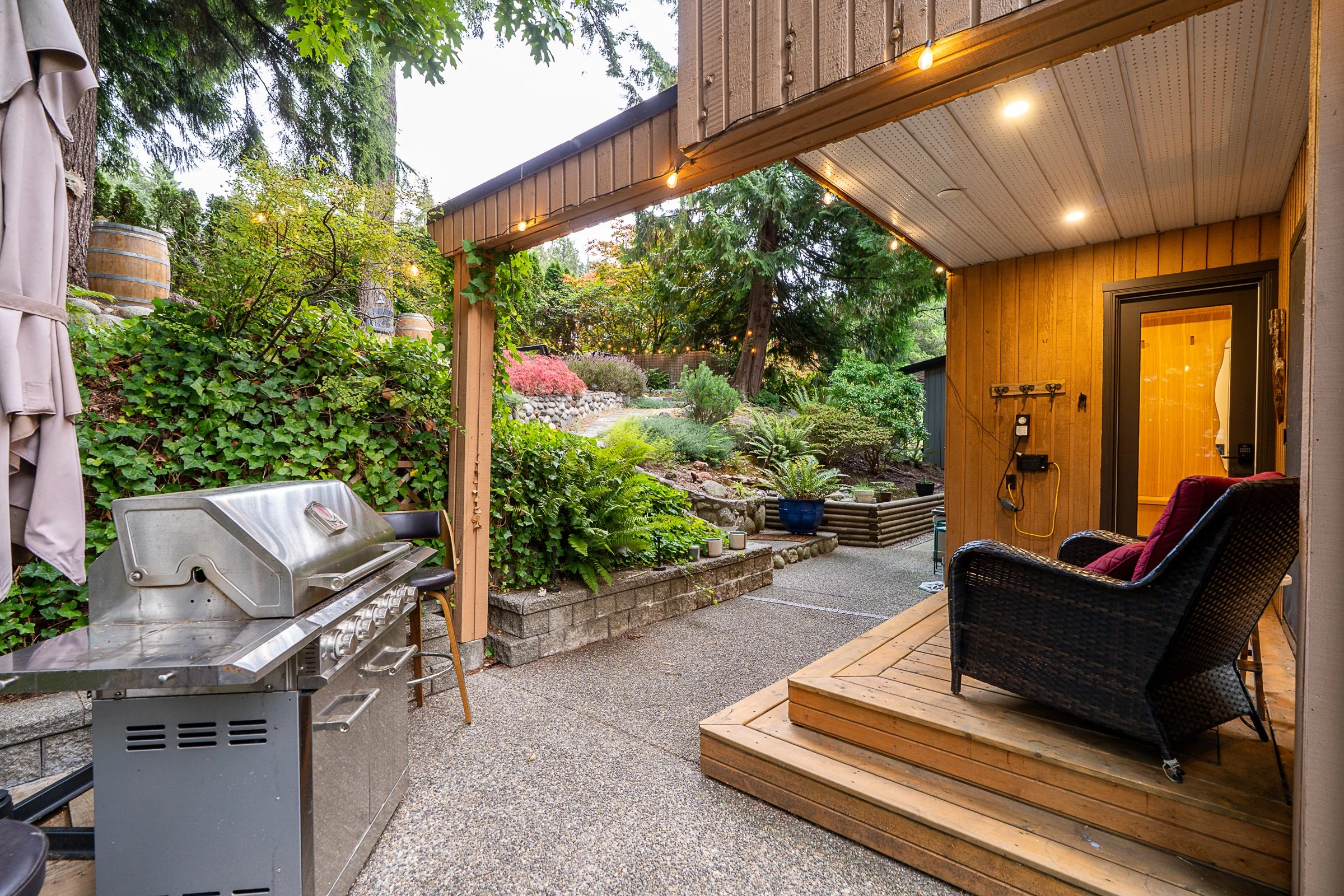 159-Roe-Drive-Port-Moody-Carolyn-Pogue-Best-Port-Moody-Realtor-27.jpg