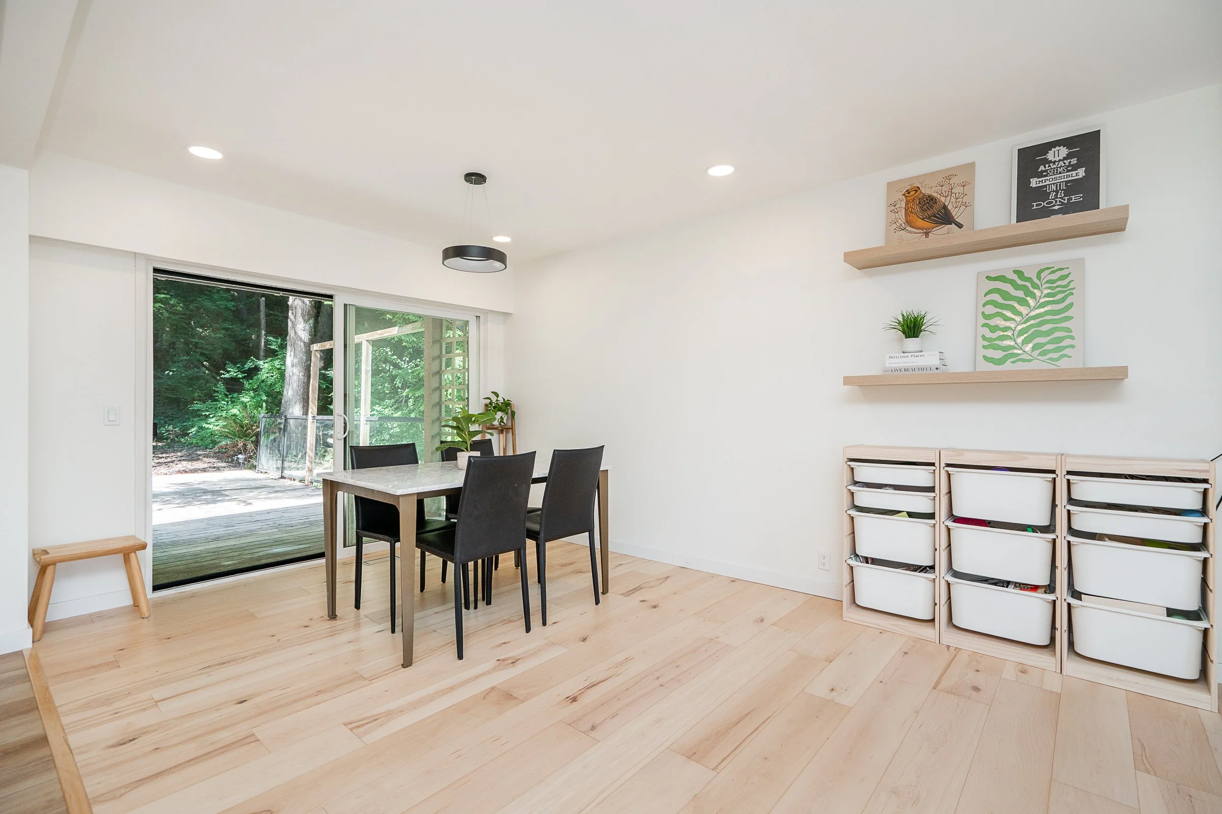 137-College-Park-Way-Port-Moody-Carolyn-Pogue-Best-Port-Moody-Realtor-11.jpg