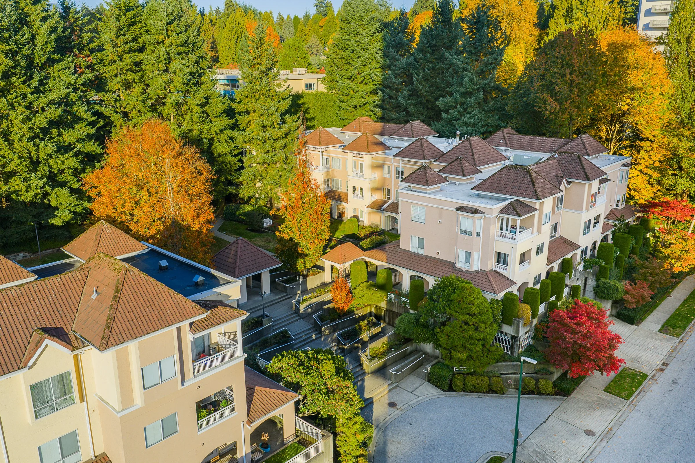 107 515 Whiting Way Coquitlam Carolyn Pogue Best Coquitlam Realtor
