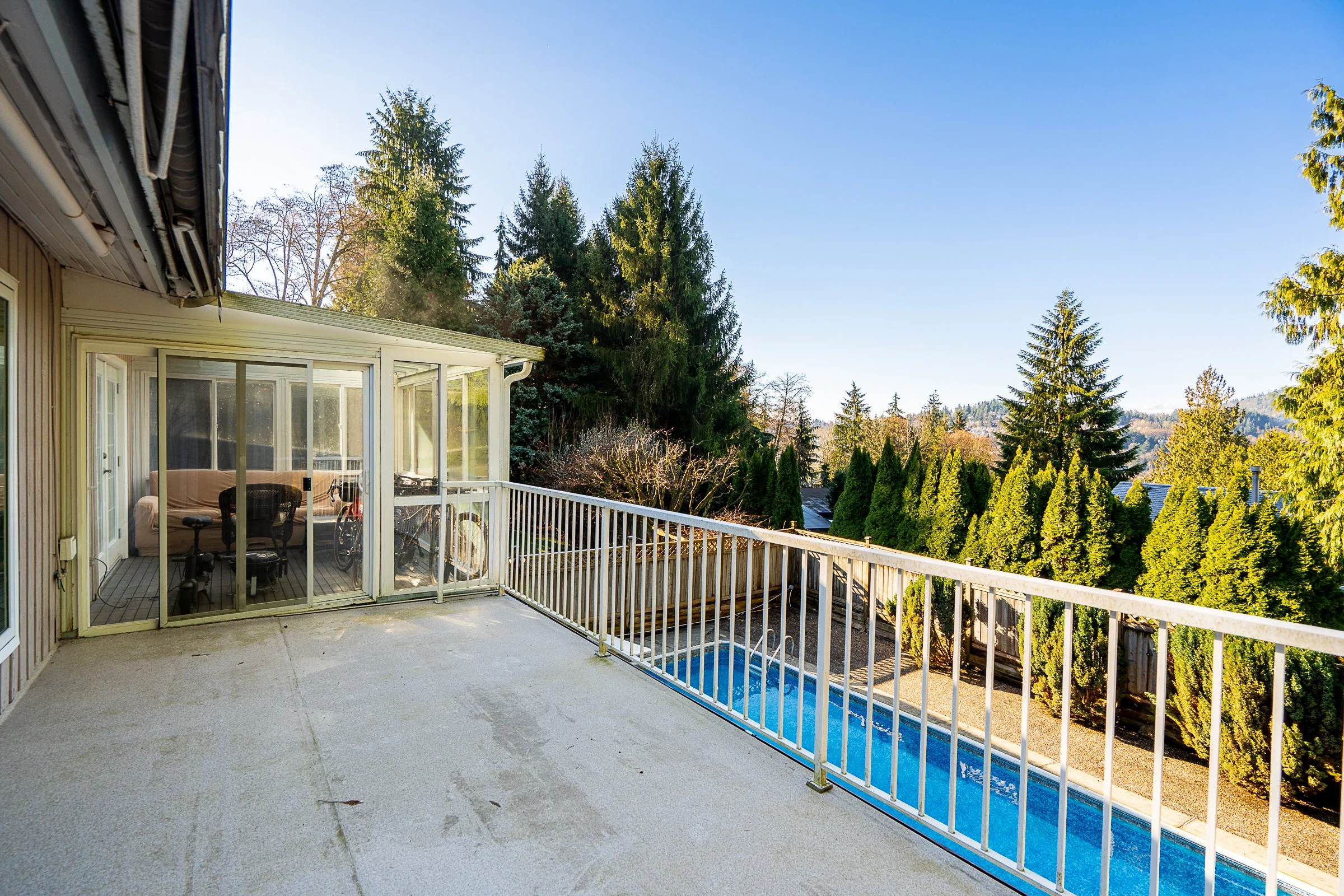 148-Roe-Drive-Port-Moody-Carolyn-Pogue-Best-Port-Moody-Realtor-22.jpg