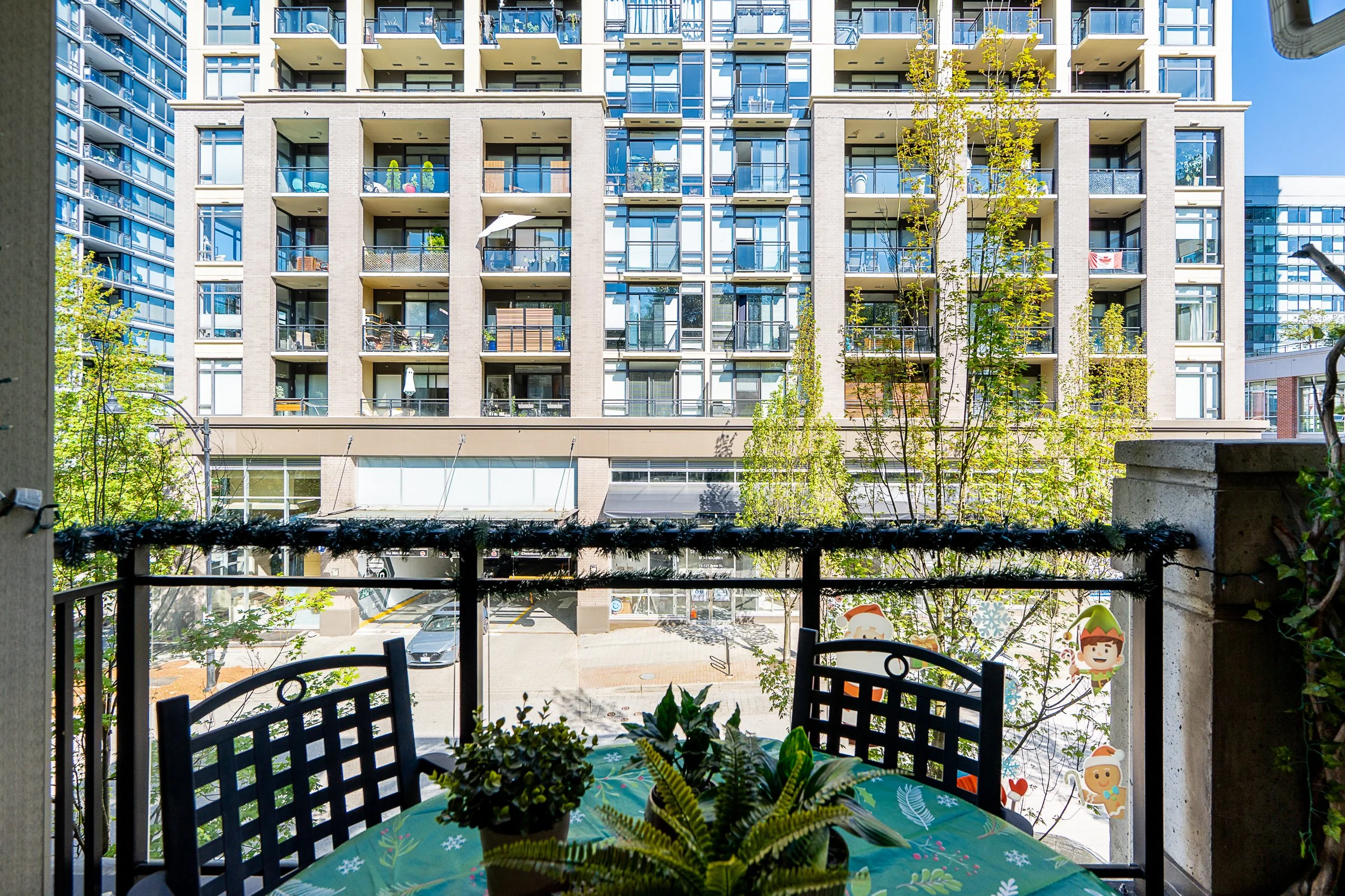 320-101-Morrissey-Road-Suter-Brook-Village-Port-Moody-Carolyn-Pogue-Best-Port-Moody-Realtor-17.jpg