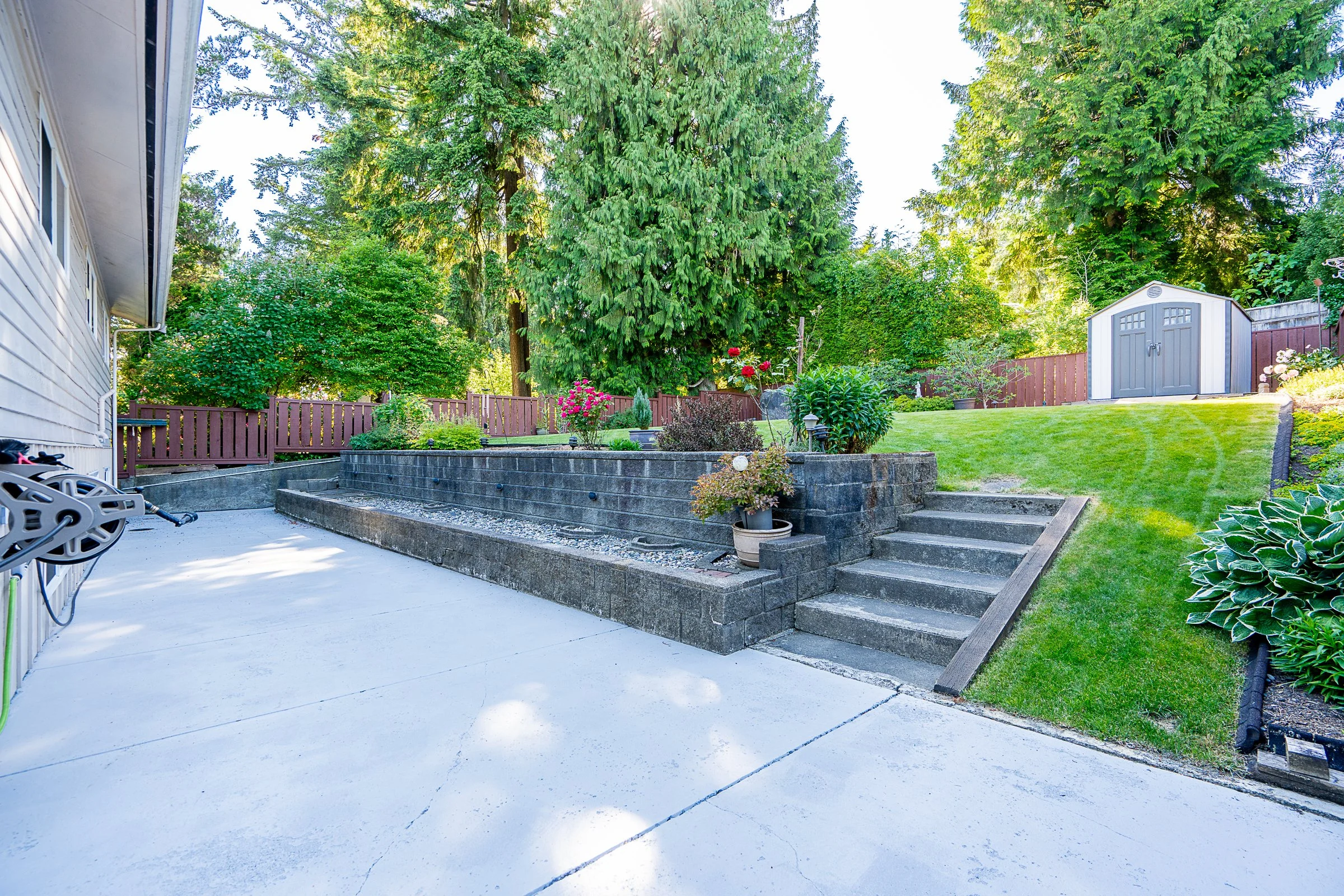 259-College-Park-Way-Port-Moody-Carolyn-Pogue-Best-Port-Moody-Realtor-29.jpg