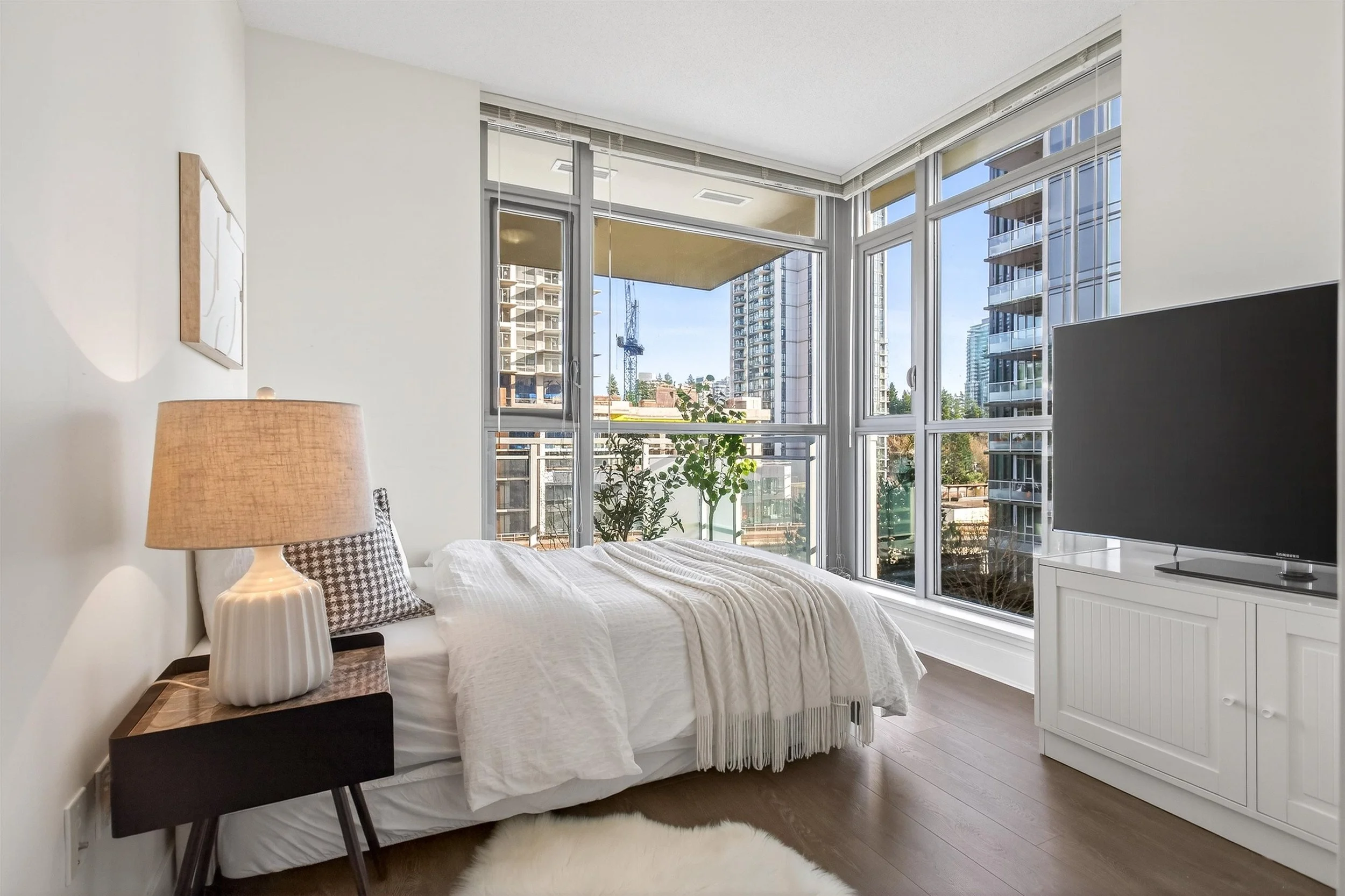 806 3008 Glen Drive Coquitlam Carolyn Pogue Coquitlam Realtor