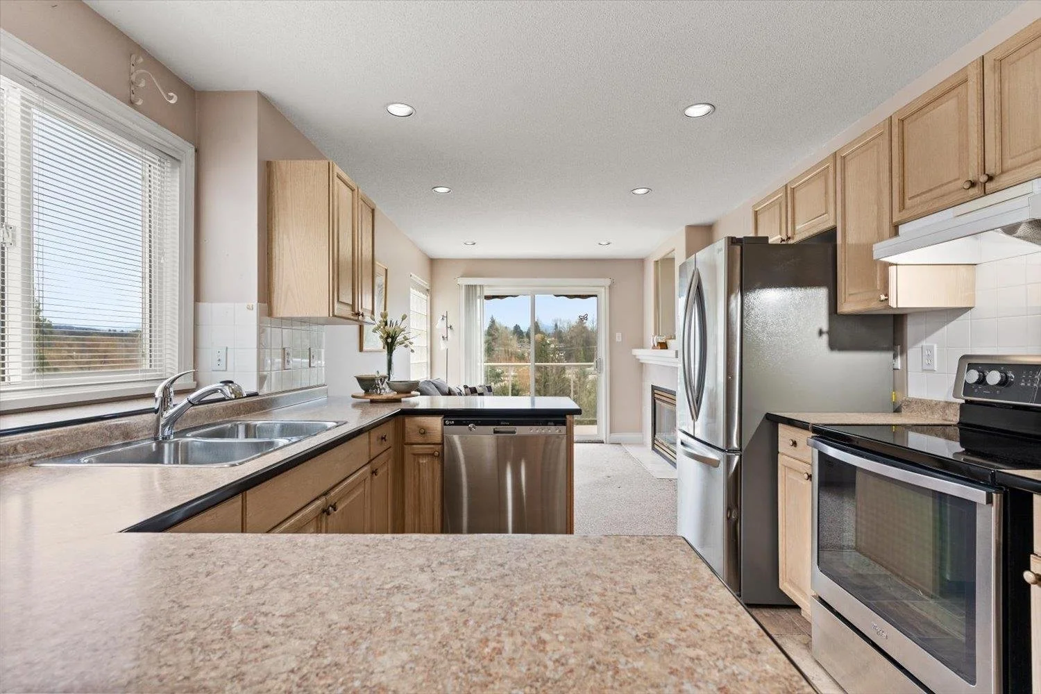 11 3354 Horn Street Abbotsford Carolyn Pogue Abbotsford Realtor