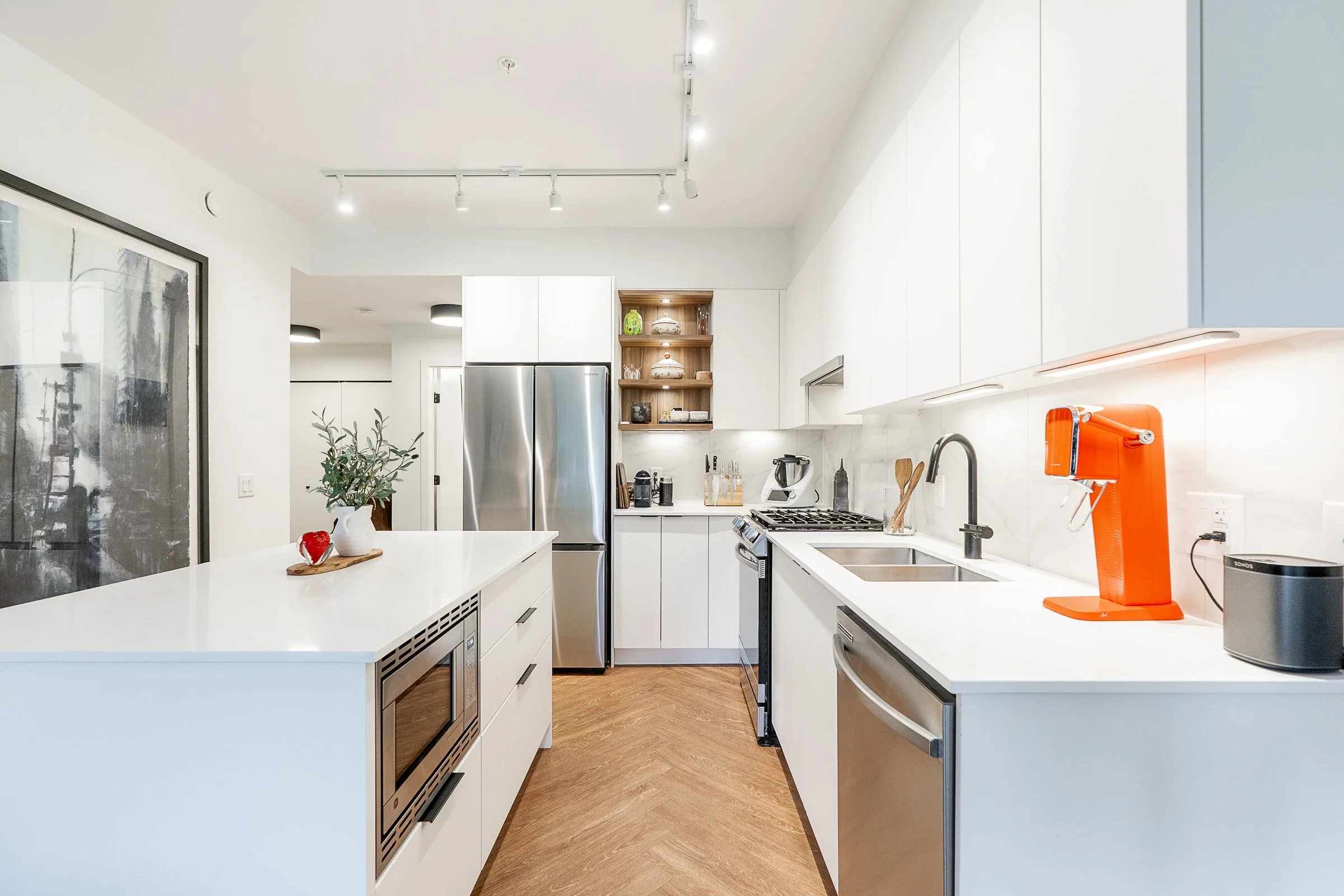 614-3229-St-Johns-Street-Port-Moody-Carolyn-Pogue-Best-Port-Moody-Realtor-5.jpg