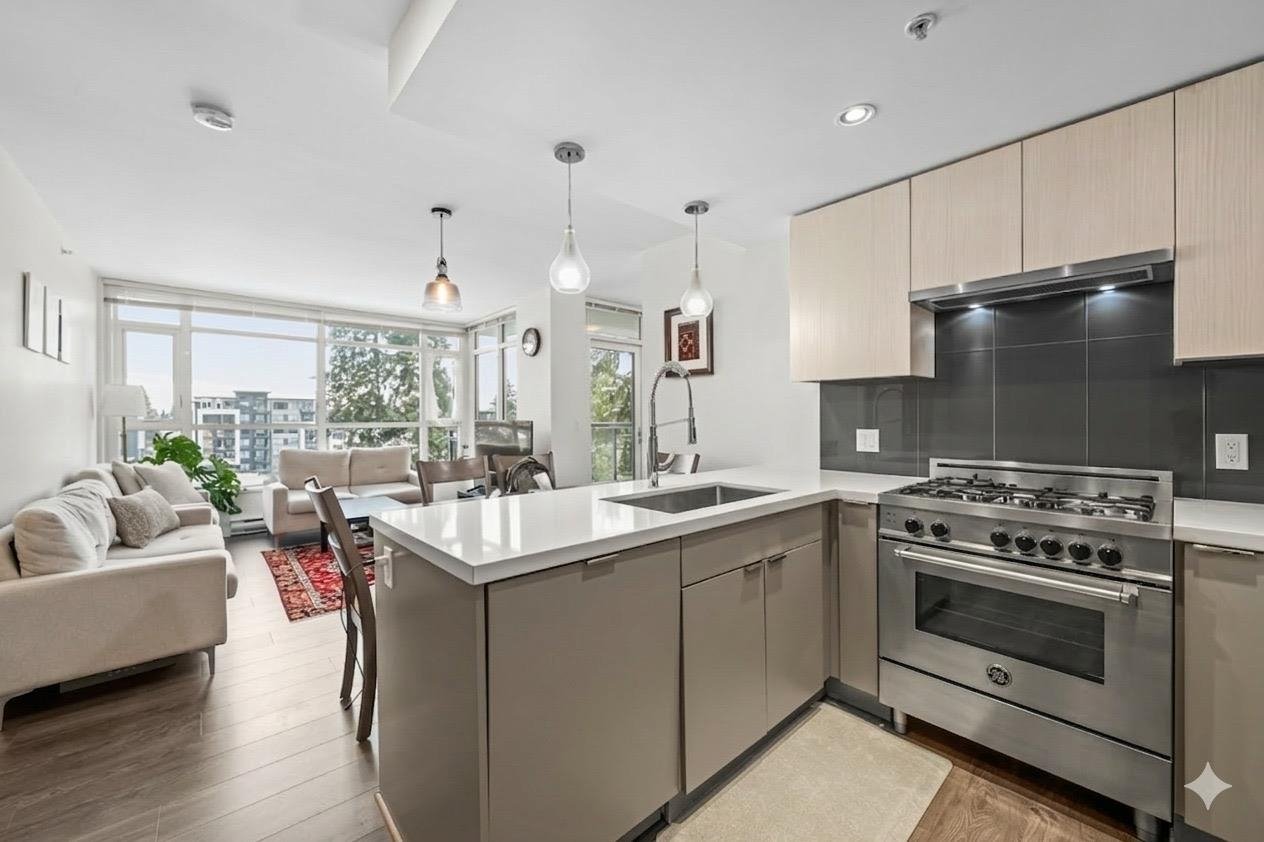 603 711 Breslay Street Coquitlam Carolyn Pogue Coquitlam Realtor