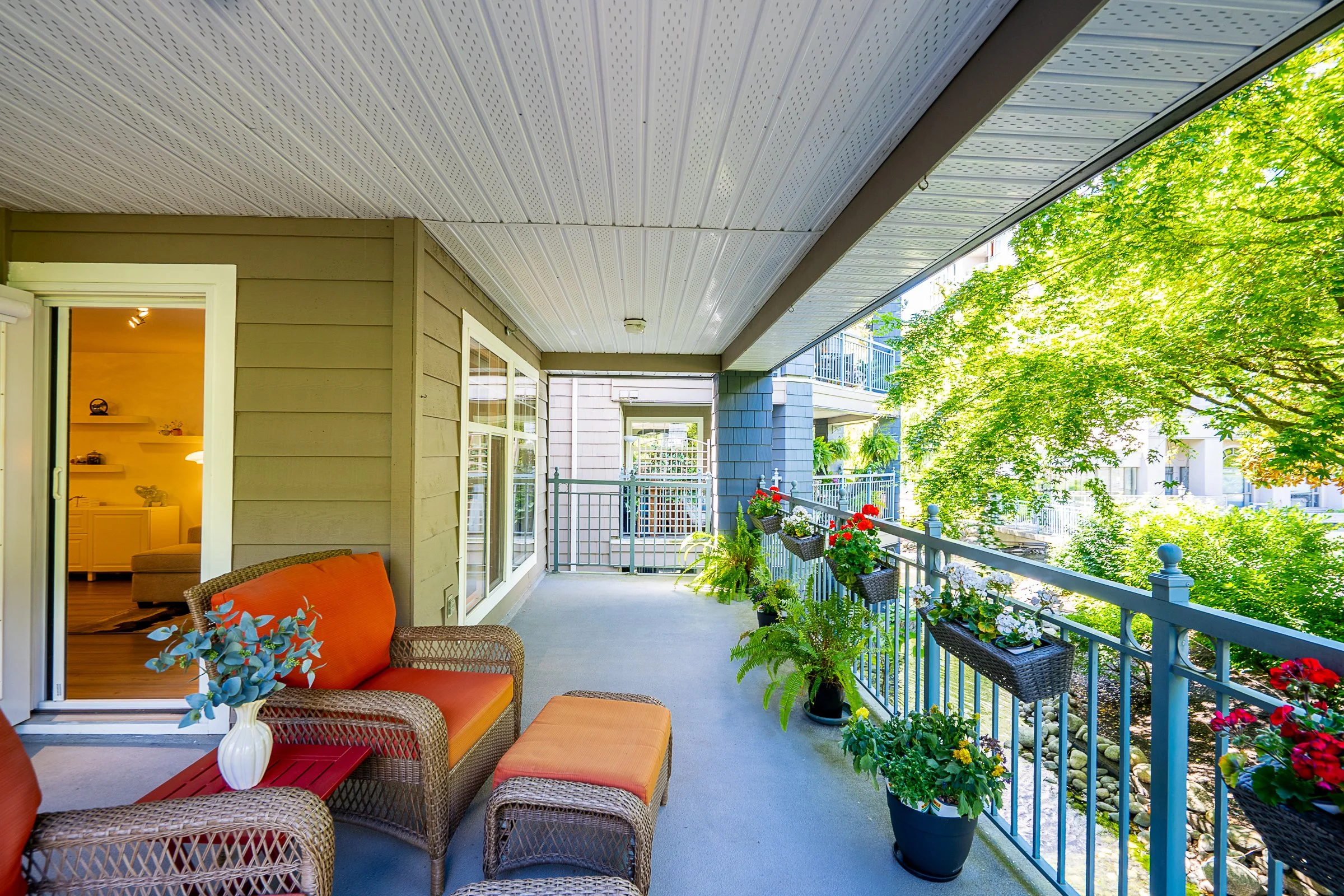 202-3075-Primrose-Lane-Coquitlam-Lakeside-Terrace-Carolyn-Pogue-Best-Coquitlam-Realtor-12.jpg