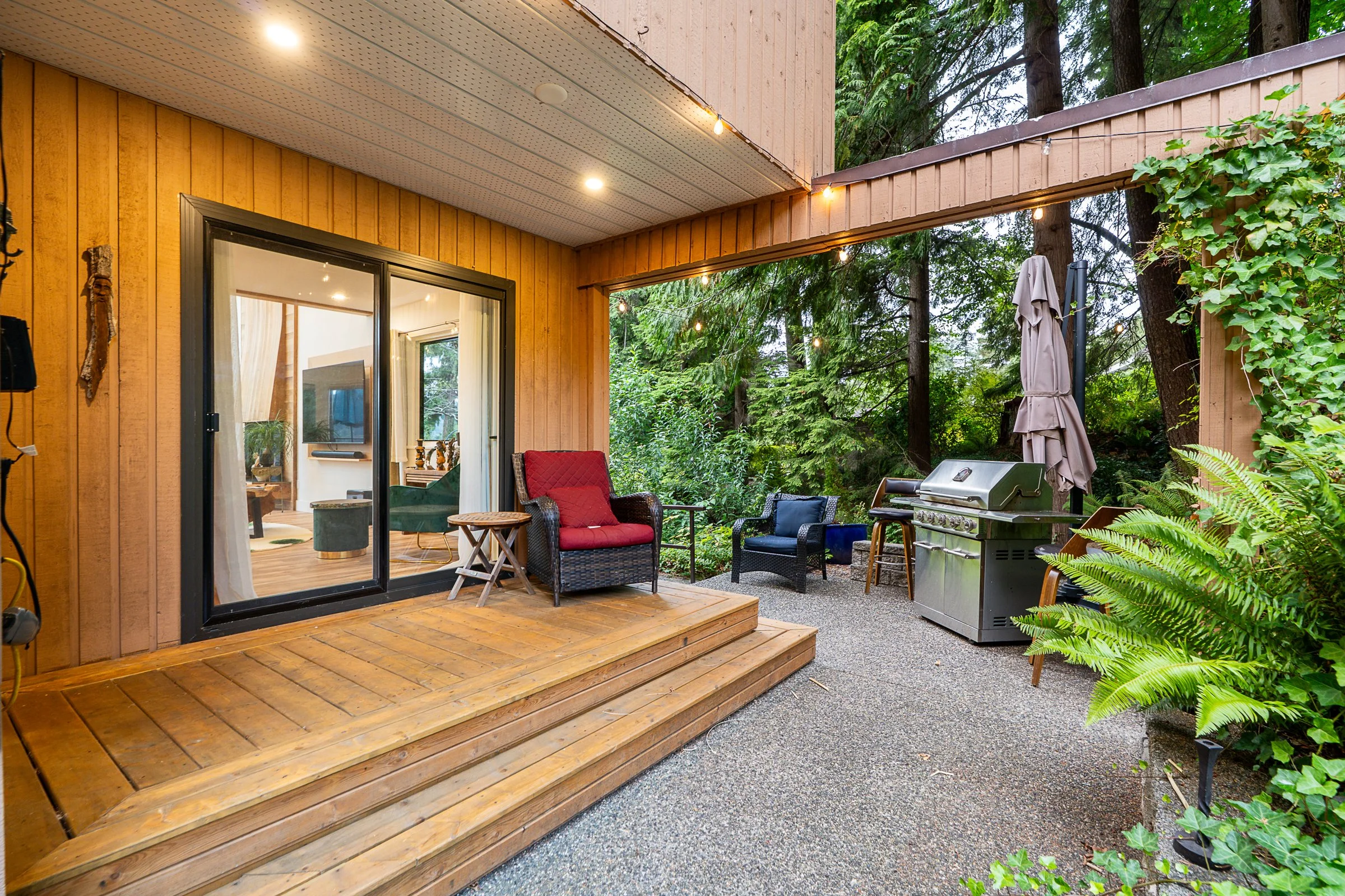 159-Roe-Drive-Port-Moody-Carolyn-Pogue-Best-Port-Moody-Realtor-28.jpg