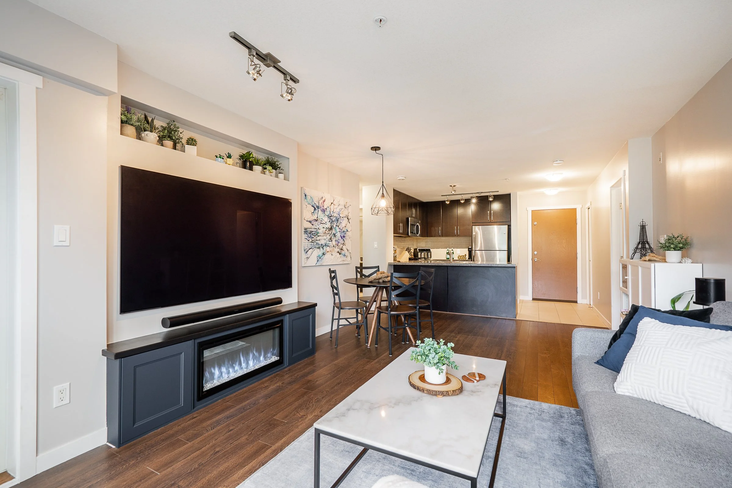 The-Lodge-at-Nahanni-315-701-Klahanie-Drive-Port-Moody-Carolyn-Pogue-Best-Port-Moody-Realtor-6.jpg