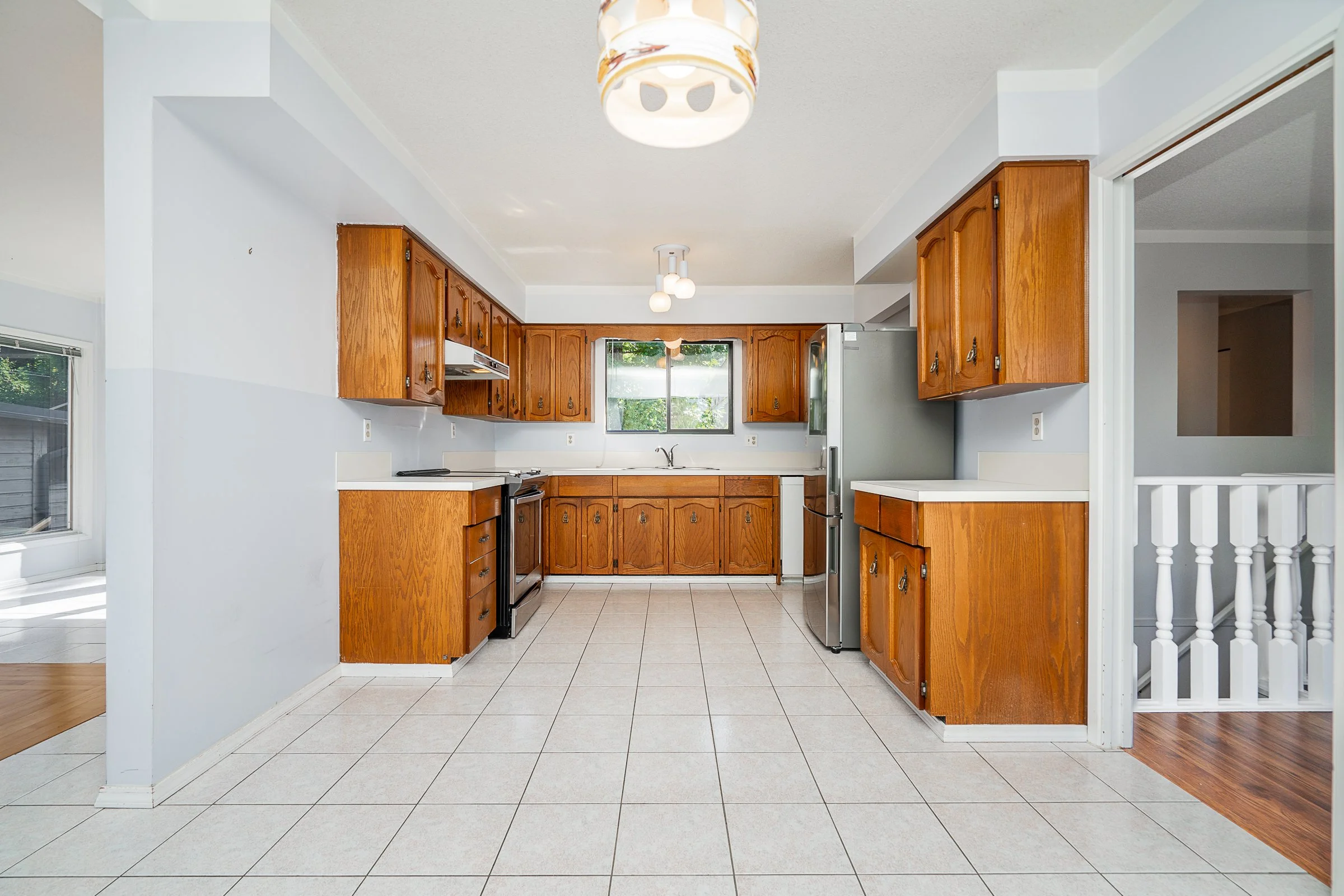 5-Tuxedo-Place-Port-Moody-Carolyn-Pogue-Best-Port-Moody-Realtor-9.jpg
