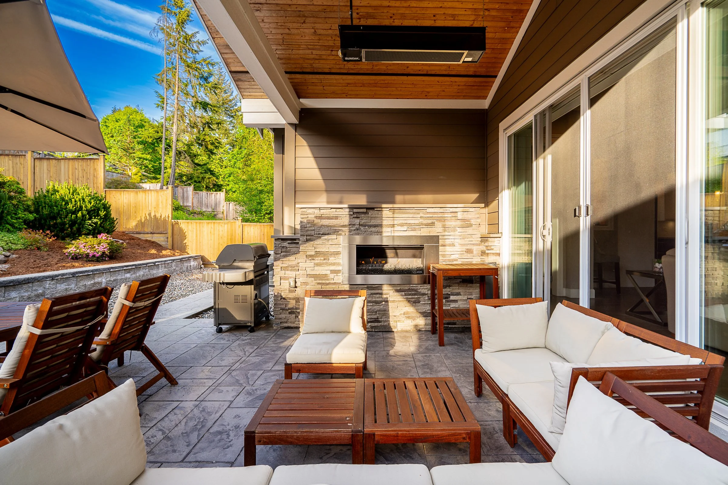 3485-Wales-Avenue-Burke-Mountain-Coquitlam-Carolyn-Pogue-Best-Burke-Mountain-Realtor-15.jpg