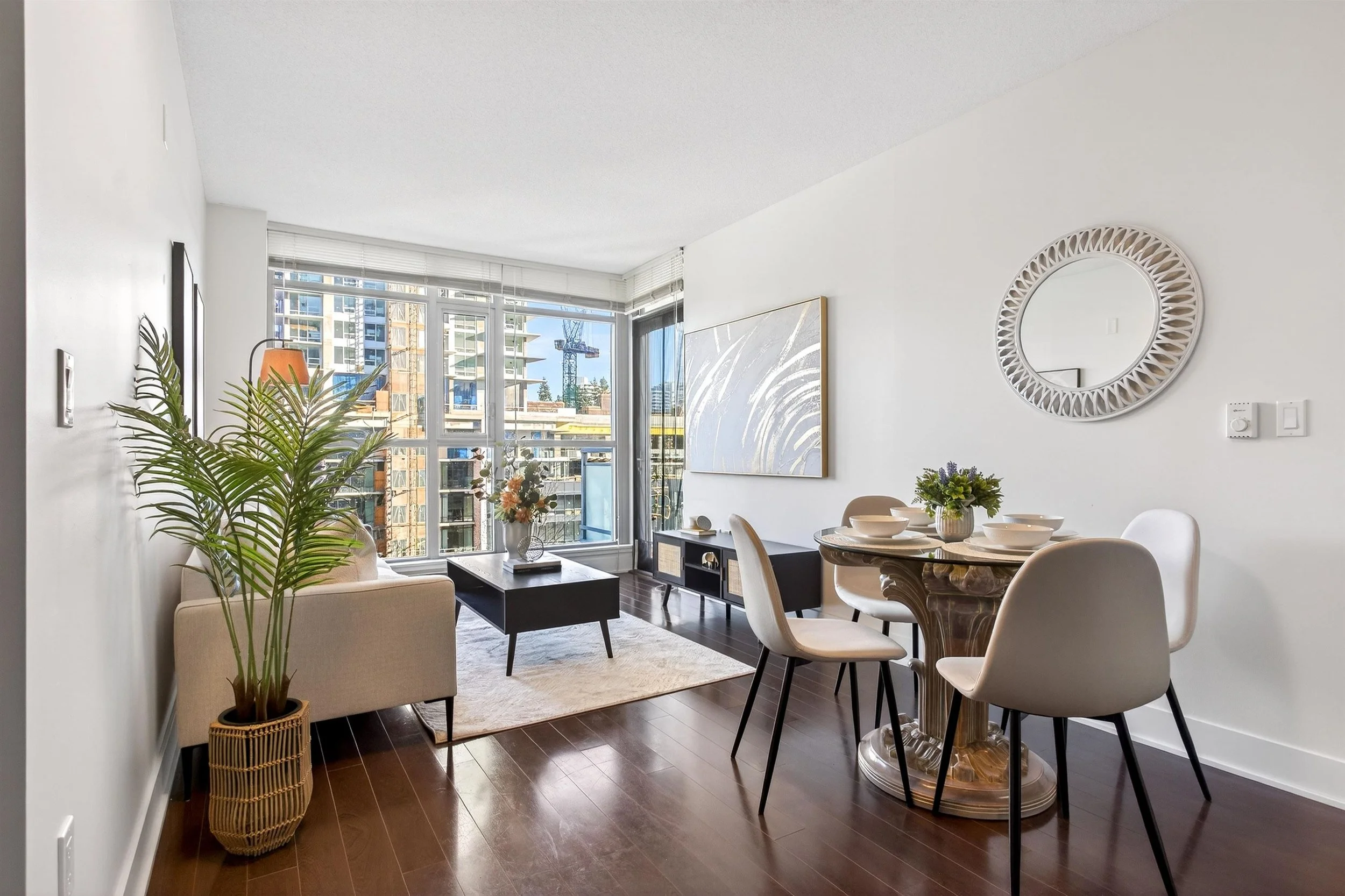 806 3008 Glen Drive Coquitlam Carolyn Pogue Coquitlam Realtor