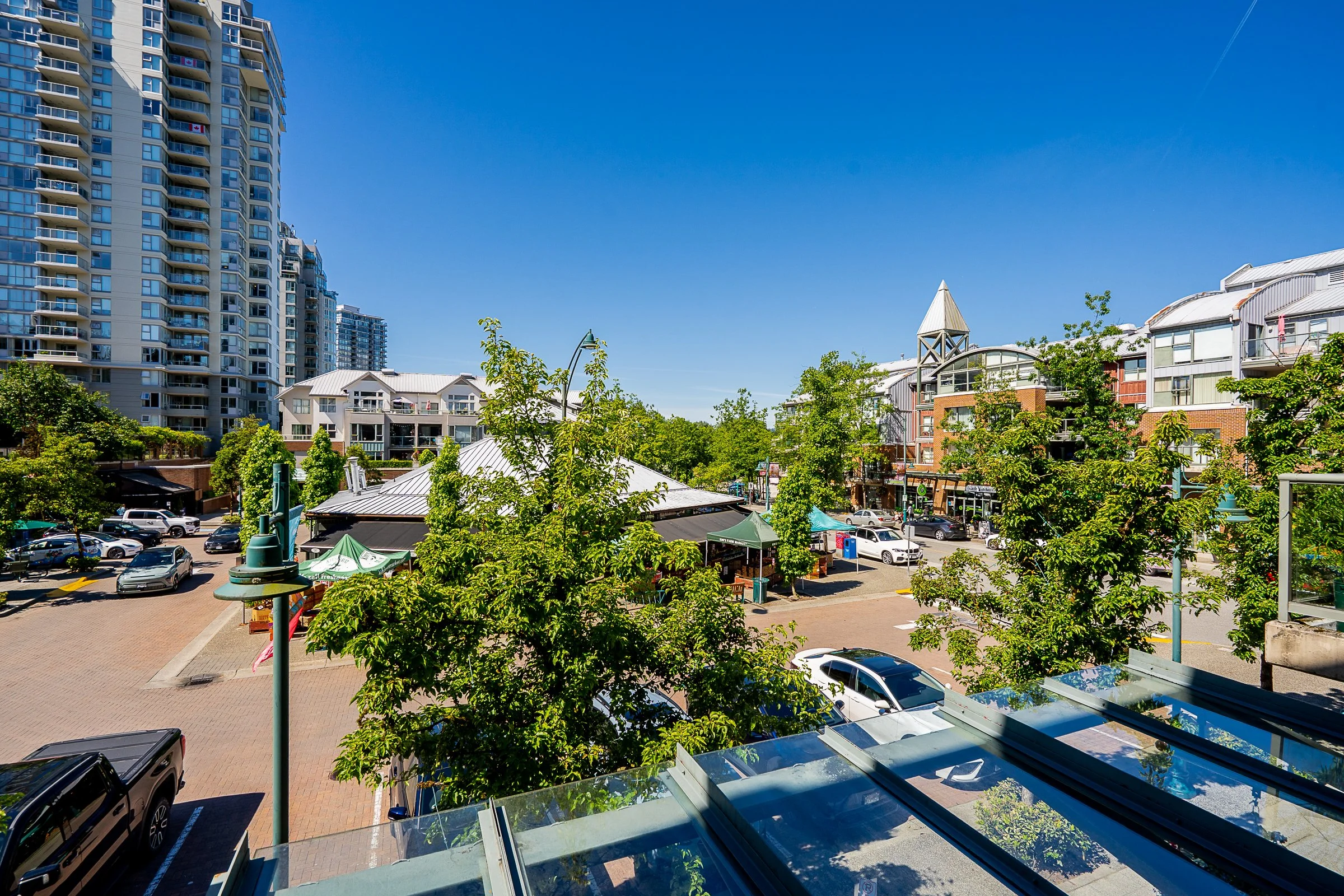 204-260-Newport-Drive-Port Moody-Carolyn-Pogue-Best-Port-Moody-Realtor-20.jpg
