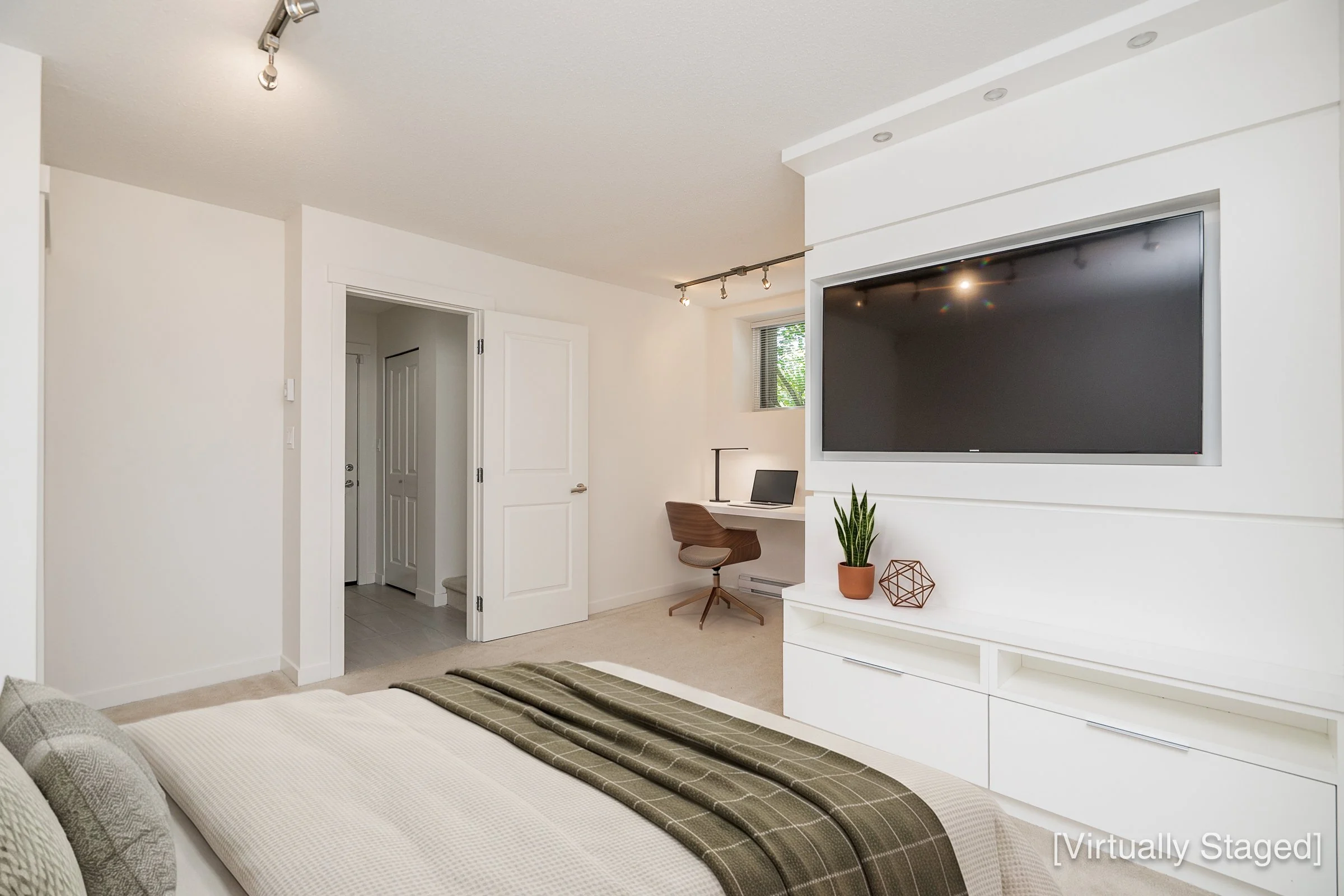 10-3400-Devonshire-Avenue-Burke-Mountain-Coquitlam-Carolyn-Pogue-best-Burke-Mountain-Realtor-2.jpg