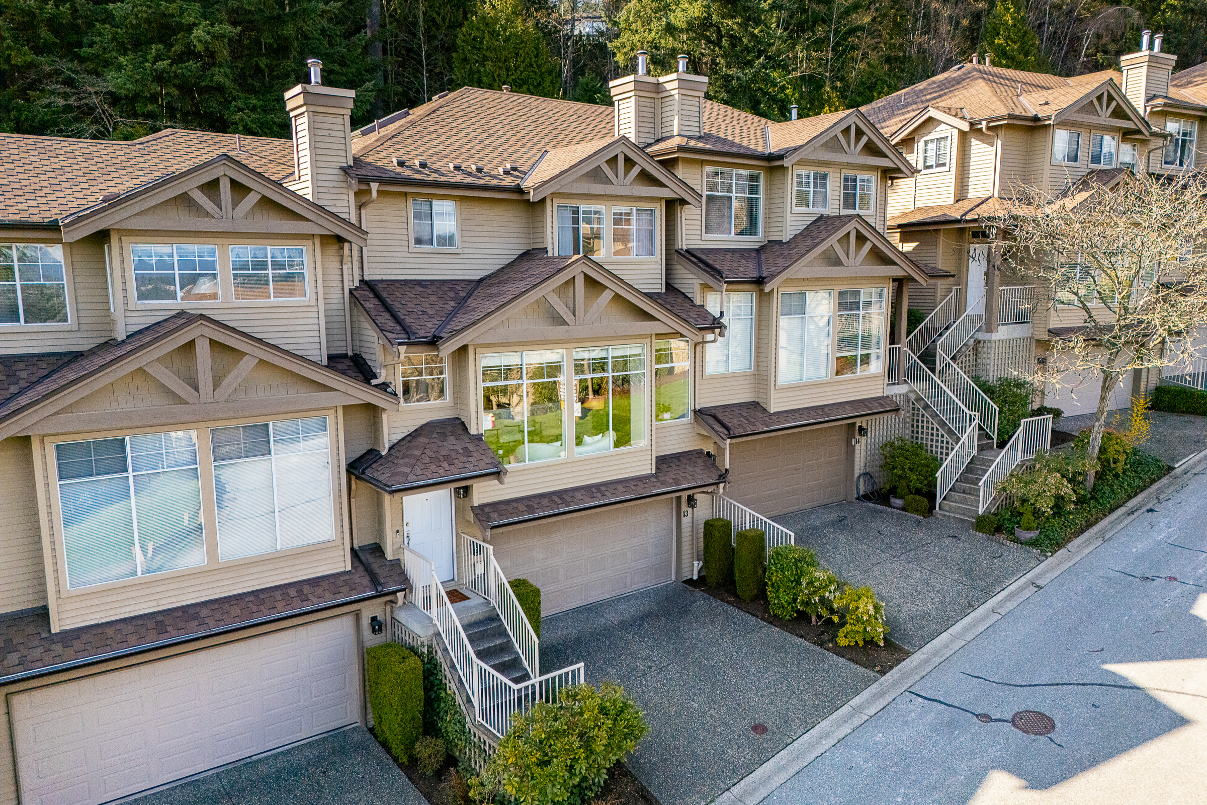 13-2979-Panorama-Drive-Westwood-Plateau-Coquitlam-Carolyn-Pogue-Best-Coquitlam-Realtor-28.png