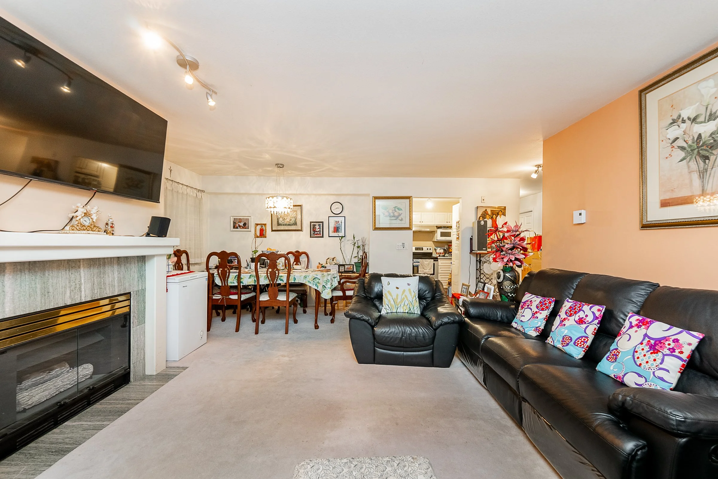 107 515 Whiting Way Coquitlam Carolyn Pogue Best Coquitlam Realtor