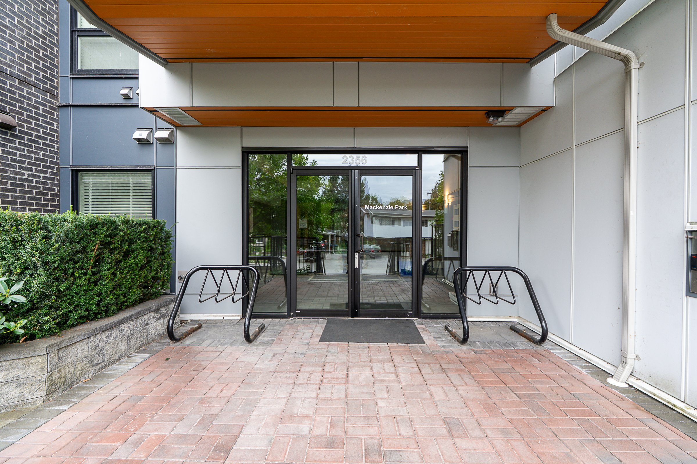 208-2356-Welcher-Avenue-Port-Coquitlam-Carolyn-Pogue-Best-Port-Coquitlam-Realtor-18.jpg