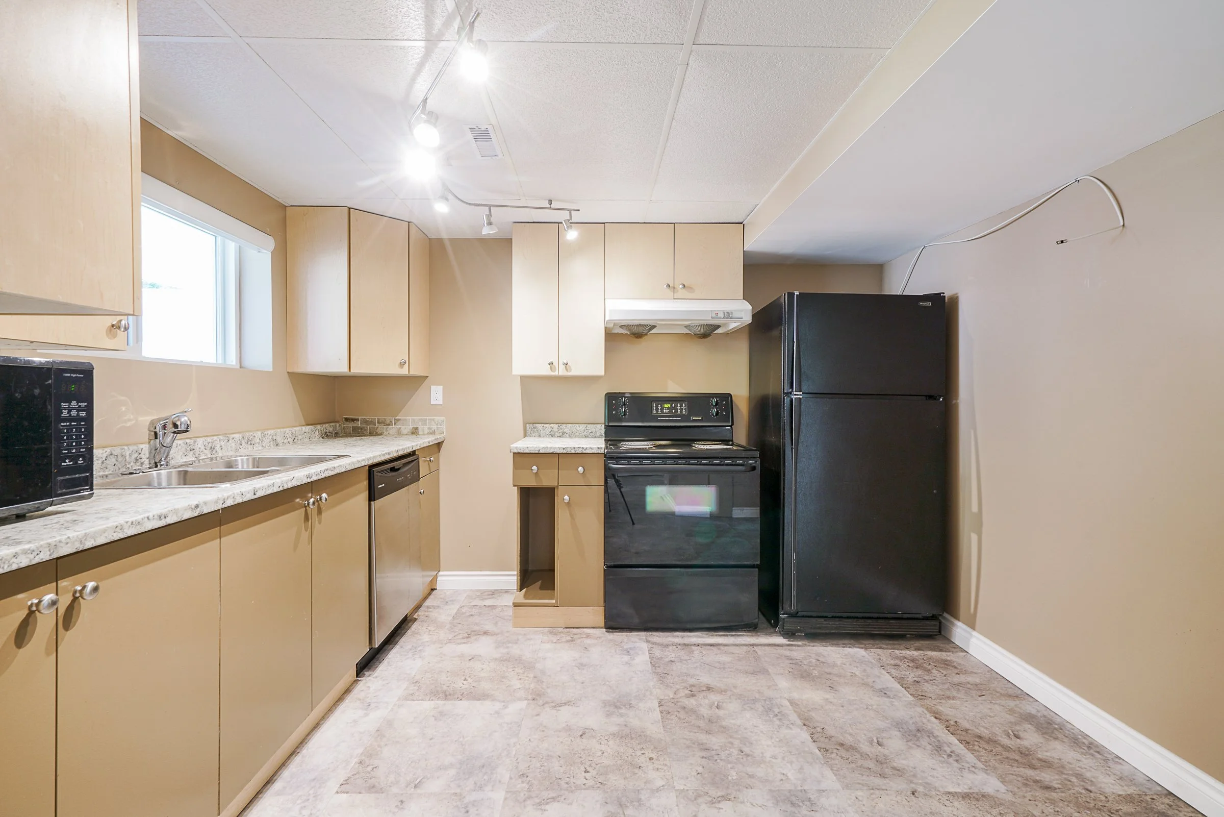 1461-Knappen-Street-Port Coquitlam-Carolyn-Pogue-Port-Coquitlam-Realtor-33.jpg