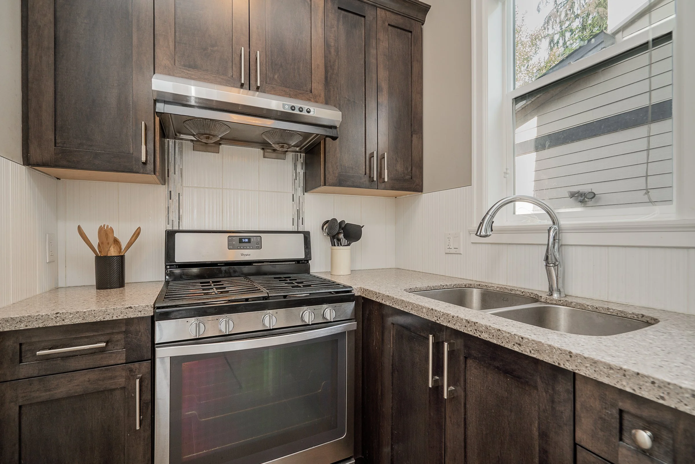 3485-Wales-Avenue-Burke-Mountain-Coquitlam-Carolyn-Pogue-Best-Burke-Mountain-Realtor-11.jpg