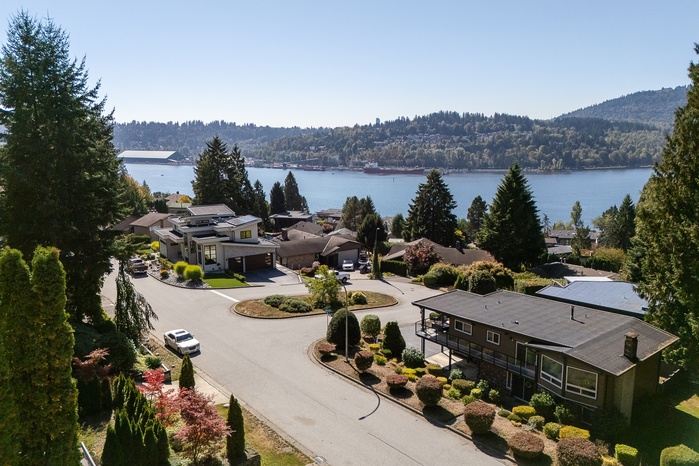 159-Roe-Drive-Port-Moody-Carolyn-Pogue-Best-Port-Moody-Realtor-17.png