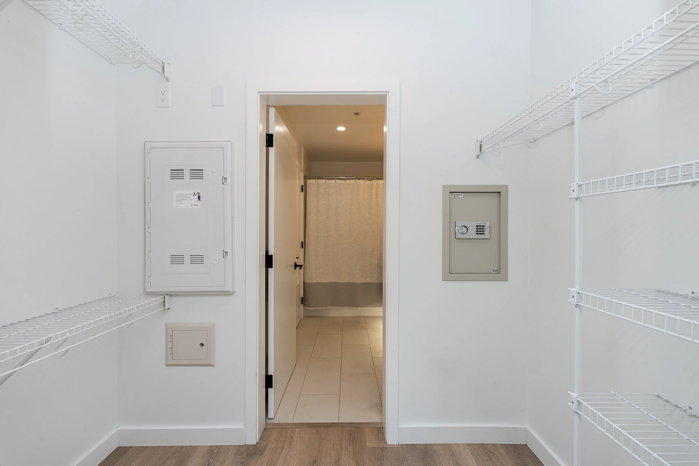 Port-Moody-Condo-309-3038-St-George-Street-Carolyn-Pogue-Best-Port-Moody-Realtor-22.jpg