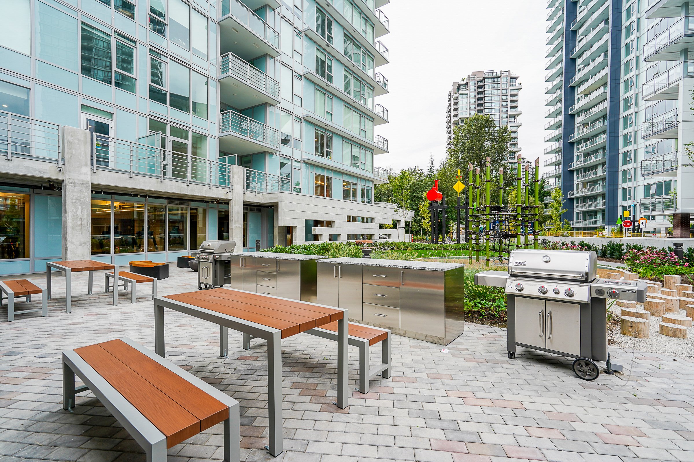 707-305-Morrissey-Road-The-Grande-Suter-Brook-Village-Port-Moody-Carolyn-Pogue-Best-Port-Moody-Realtor-39.jpg