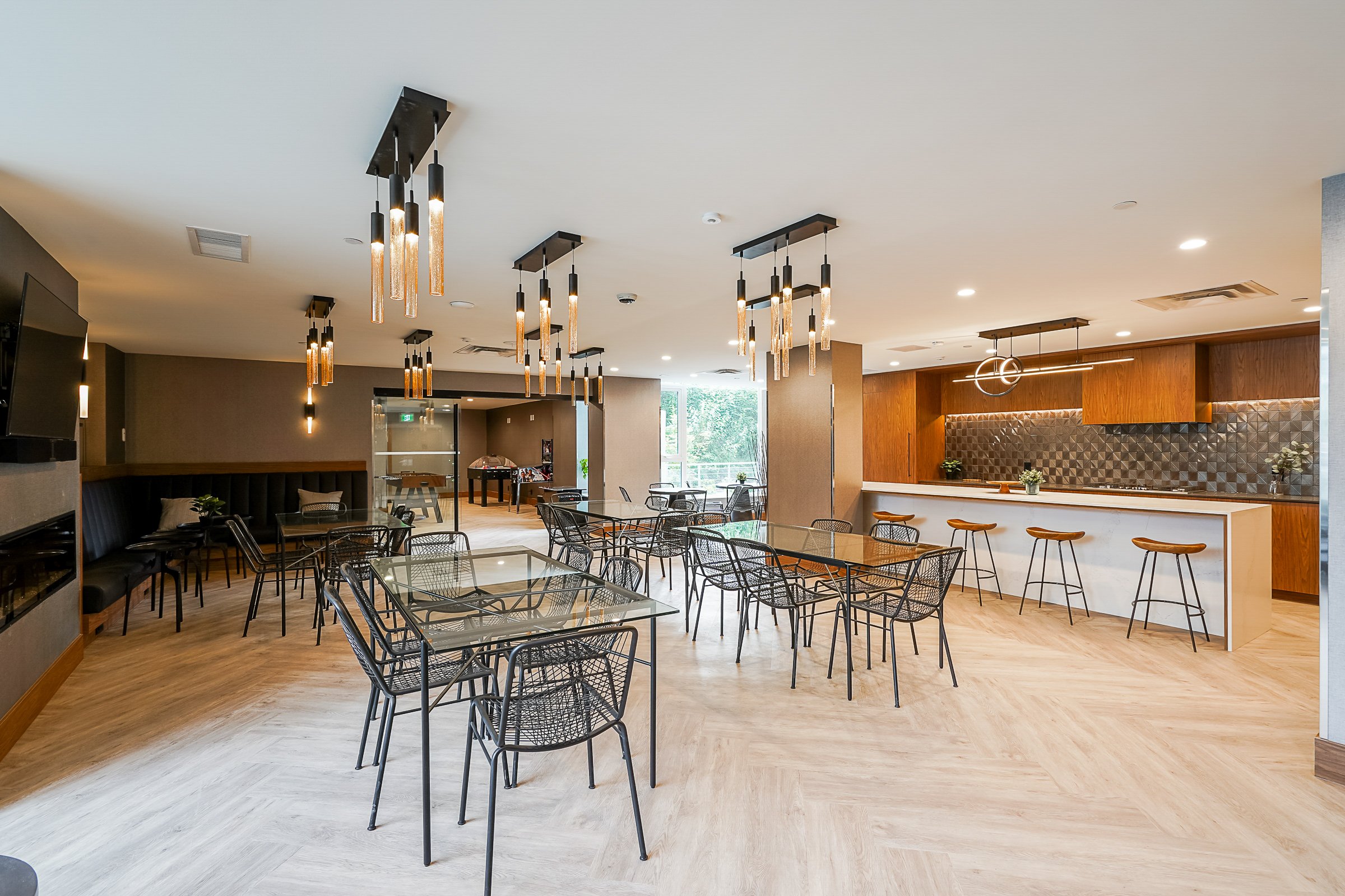 707-305-Morrissey-Road-The-Grande-Suter-Brook-Village-Port-Moody-Carolyn-Pogue-Best-Port-Moody-Realtor-30.jpg