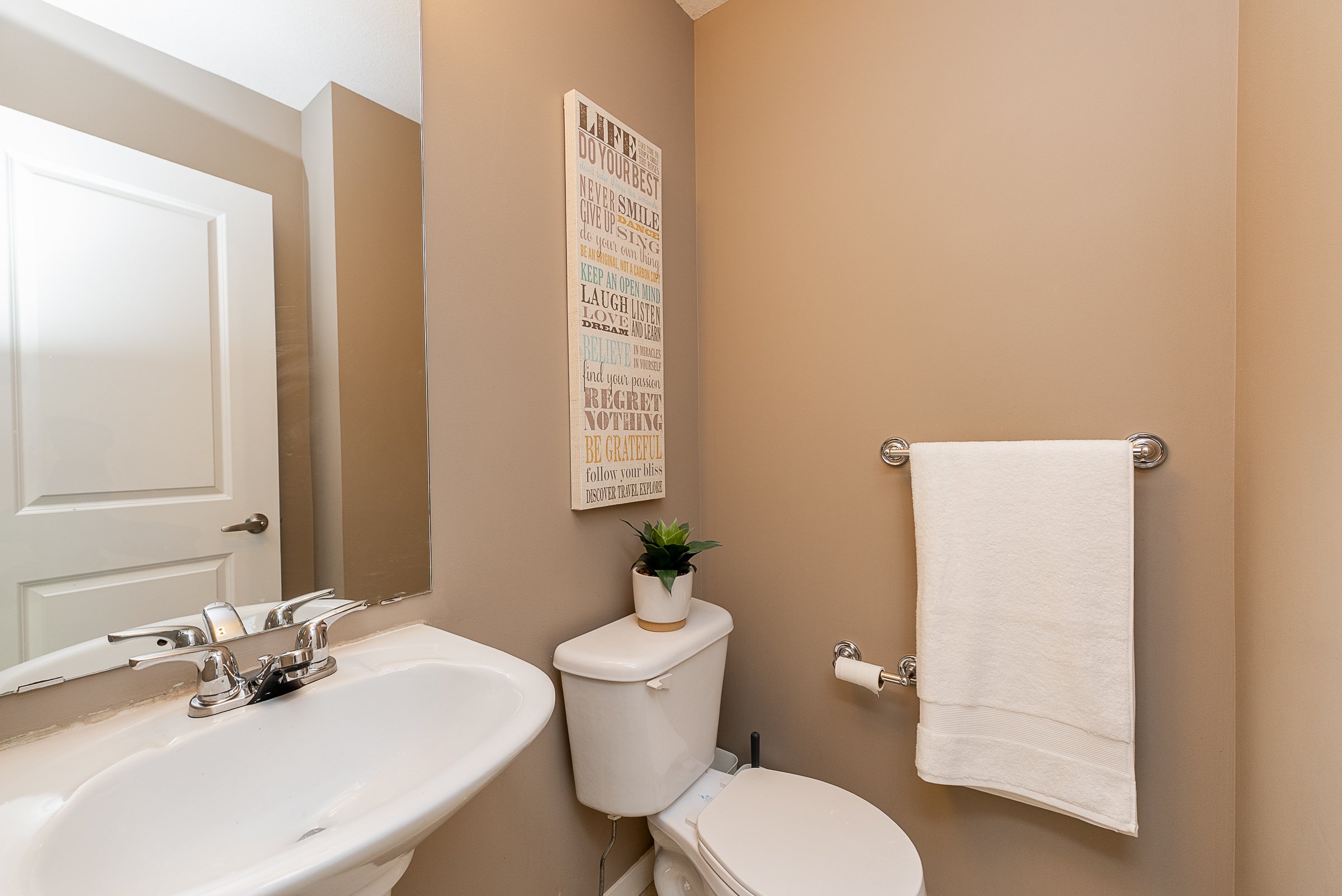 17-100-Klahanie-Drive-Port-Moody-Carolyn-Pogue-Best-Klahanie-Realtor-in-Port-Moody-15.jpg
