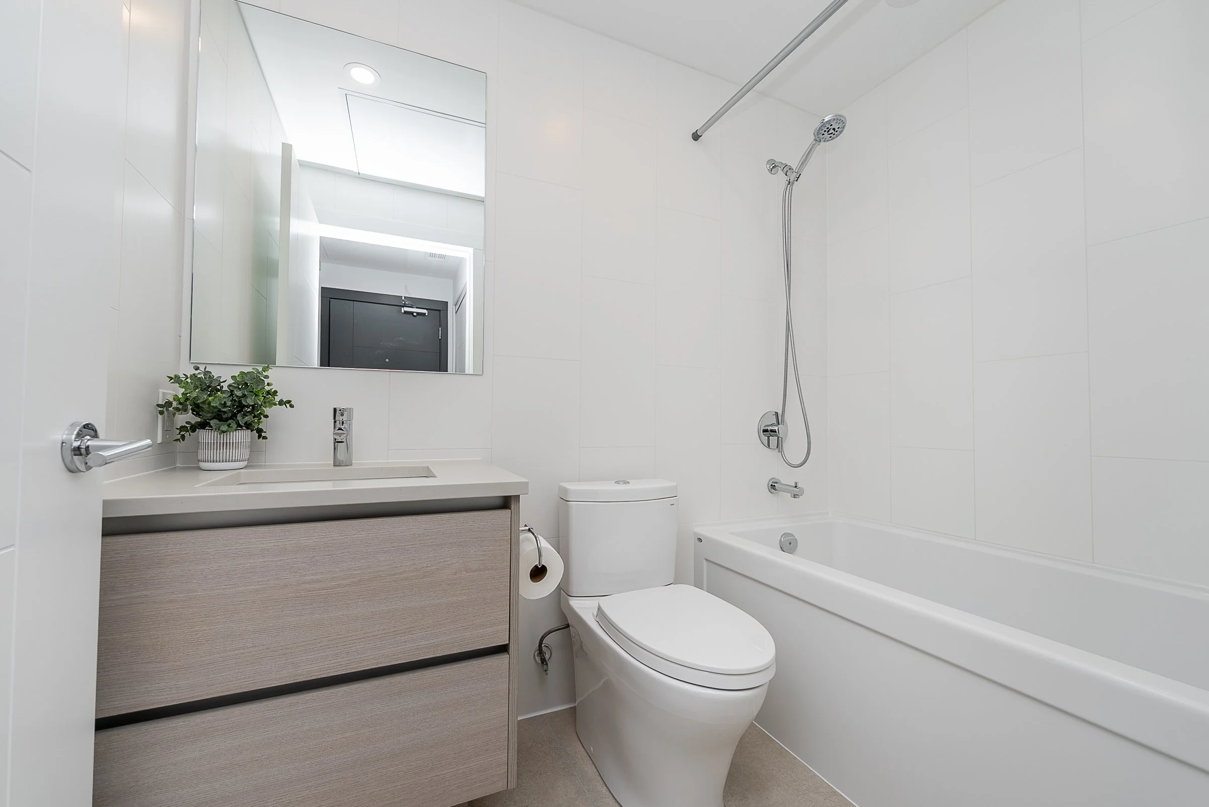 2901-823-Carnarvon-Street-New-Westminster-Carolyn-Pogue-New-Westminster-Realtor-30.jpg