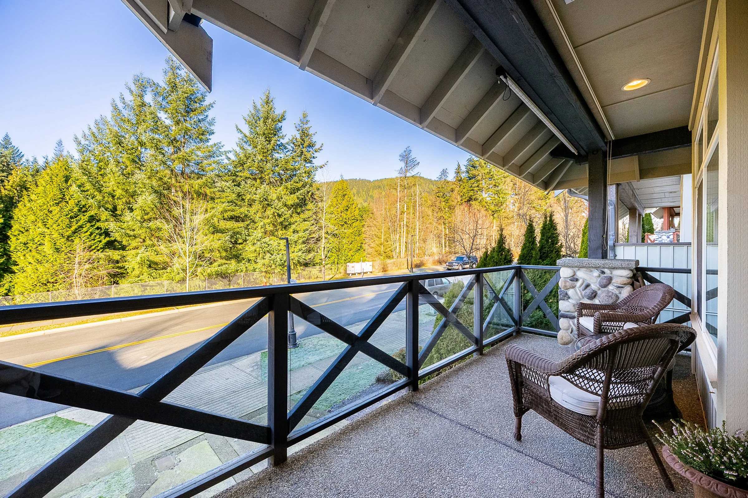 1899-Parkway-Boulevard-Westwood-Plateau-Coquitlam-Carolyn-Pogue-Best-Coquitlam-Realtor-2.jpg