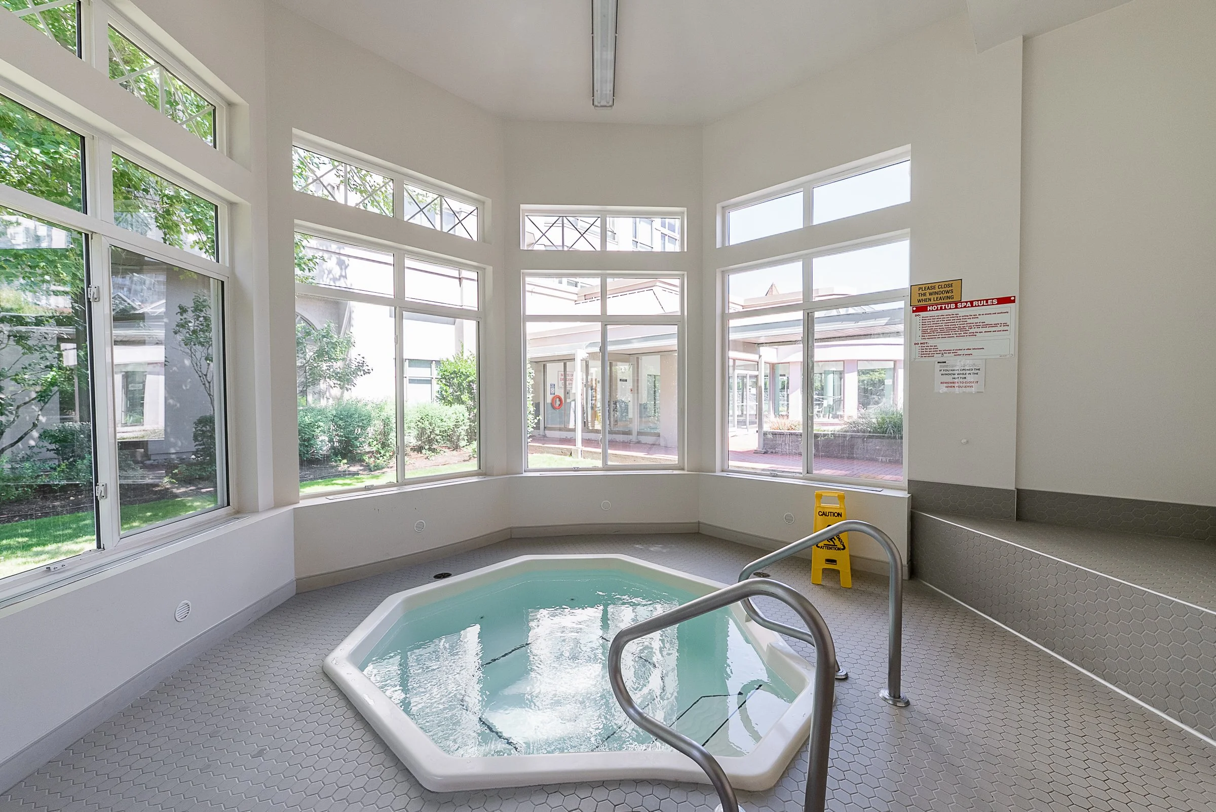 202-3075-Primrose-Lane-Coquitlam-Lakeside-Terrace-Carolyn-Pogue-Best-Coquitlam-Realtor-31.jpg