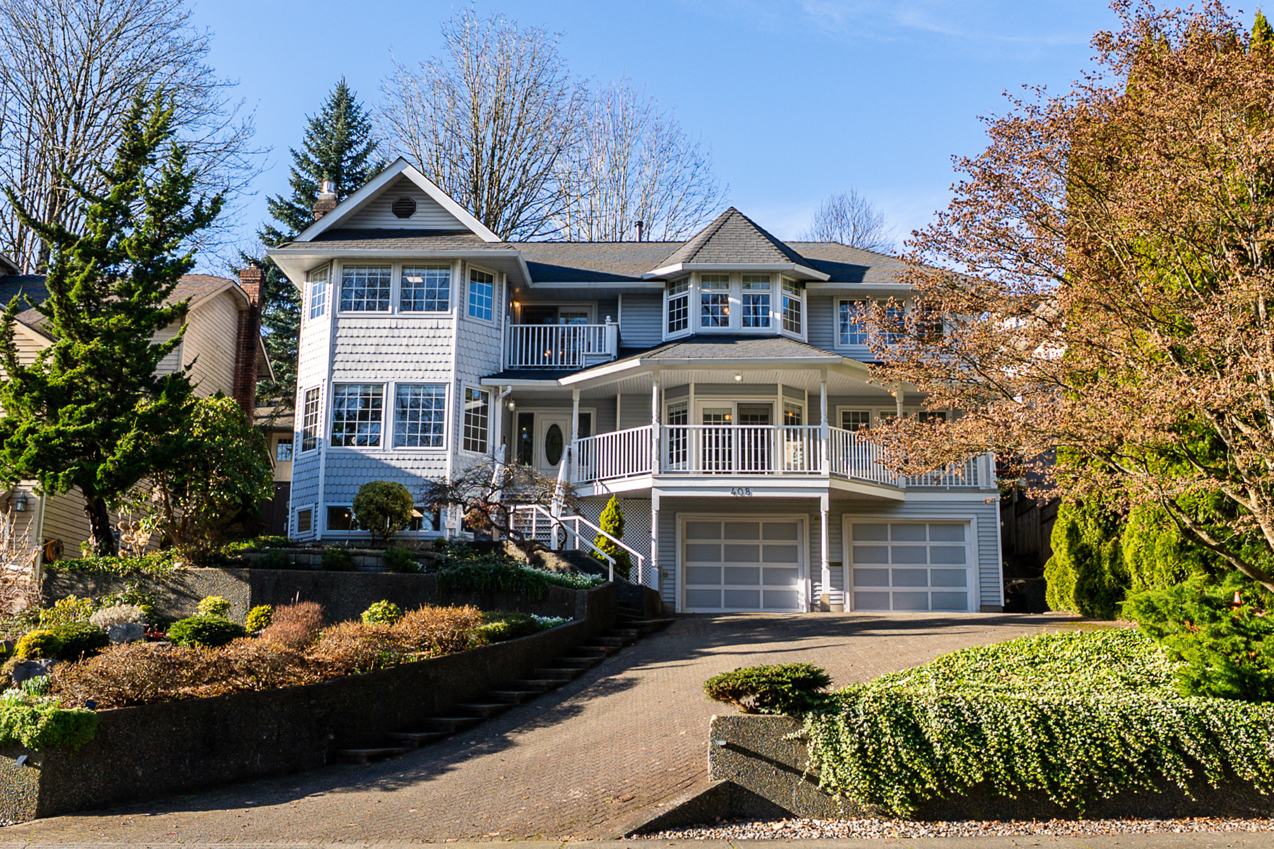 408 RIVERVIEW CRESCENT | Coquitlam