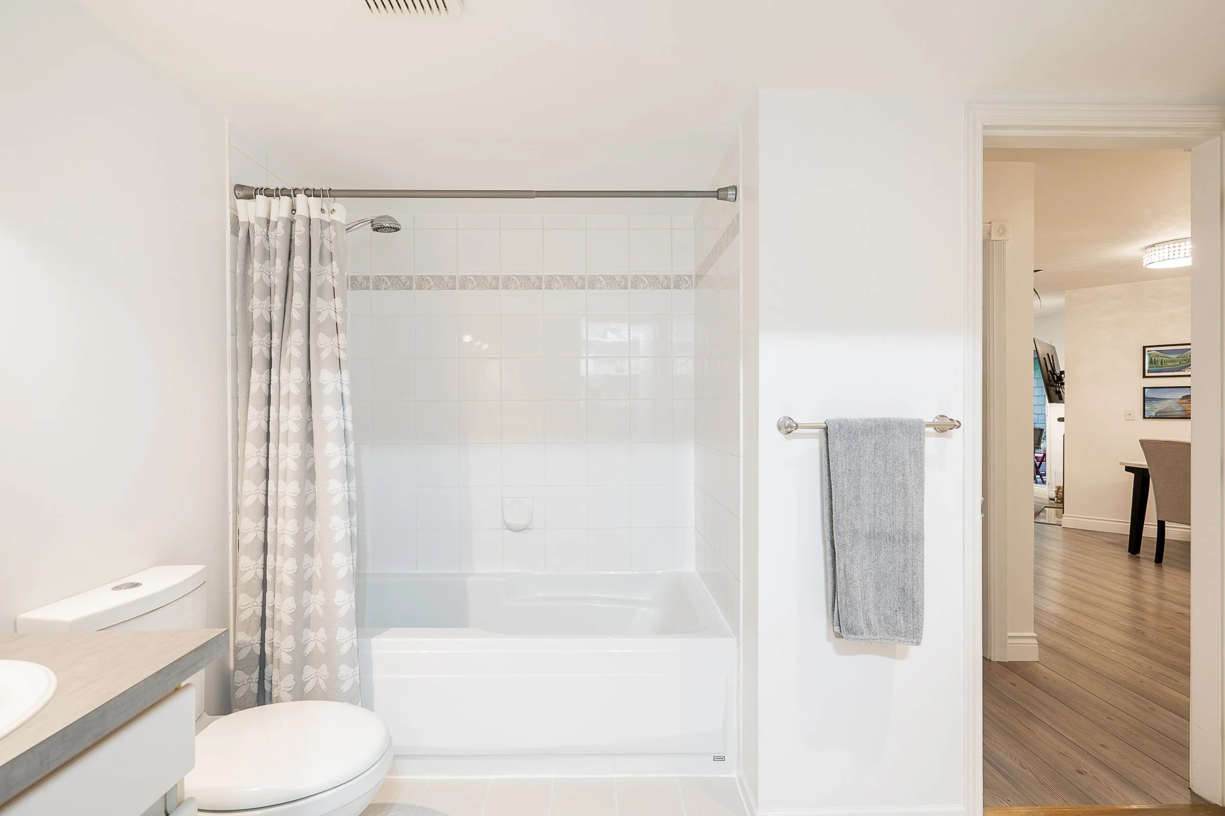 202-3075-Primrose-Lane-Coquitlam-Lakeside-Terrace-Carolyn-Pogue-Best-Coquitlam-Realtor-22.jpg