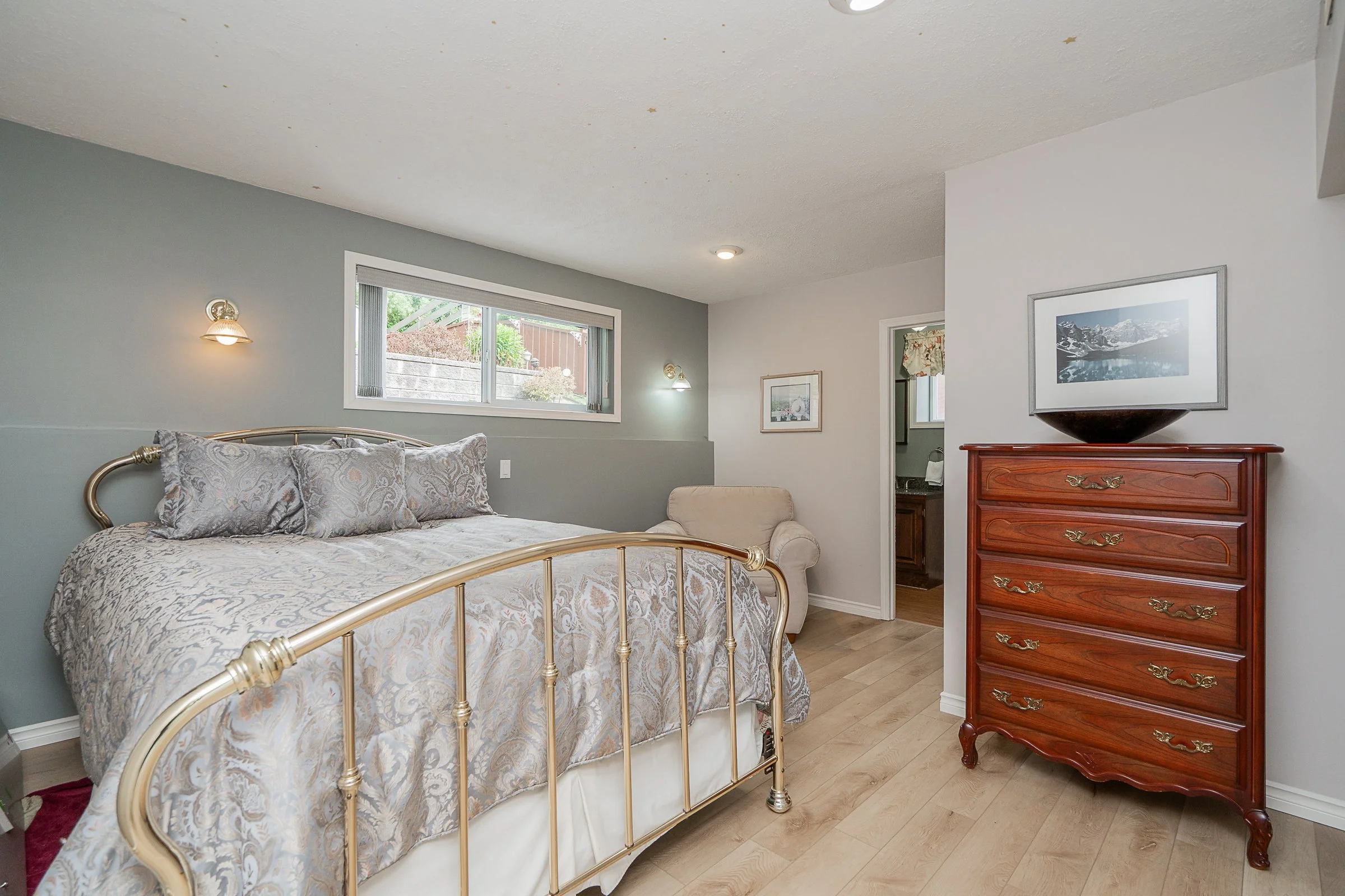 259-College-Park-Way-Port-Moody-Carolyn-Pogue-Best-Port-Moody-Realtor-26.jpg