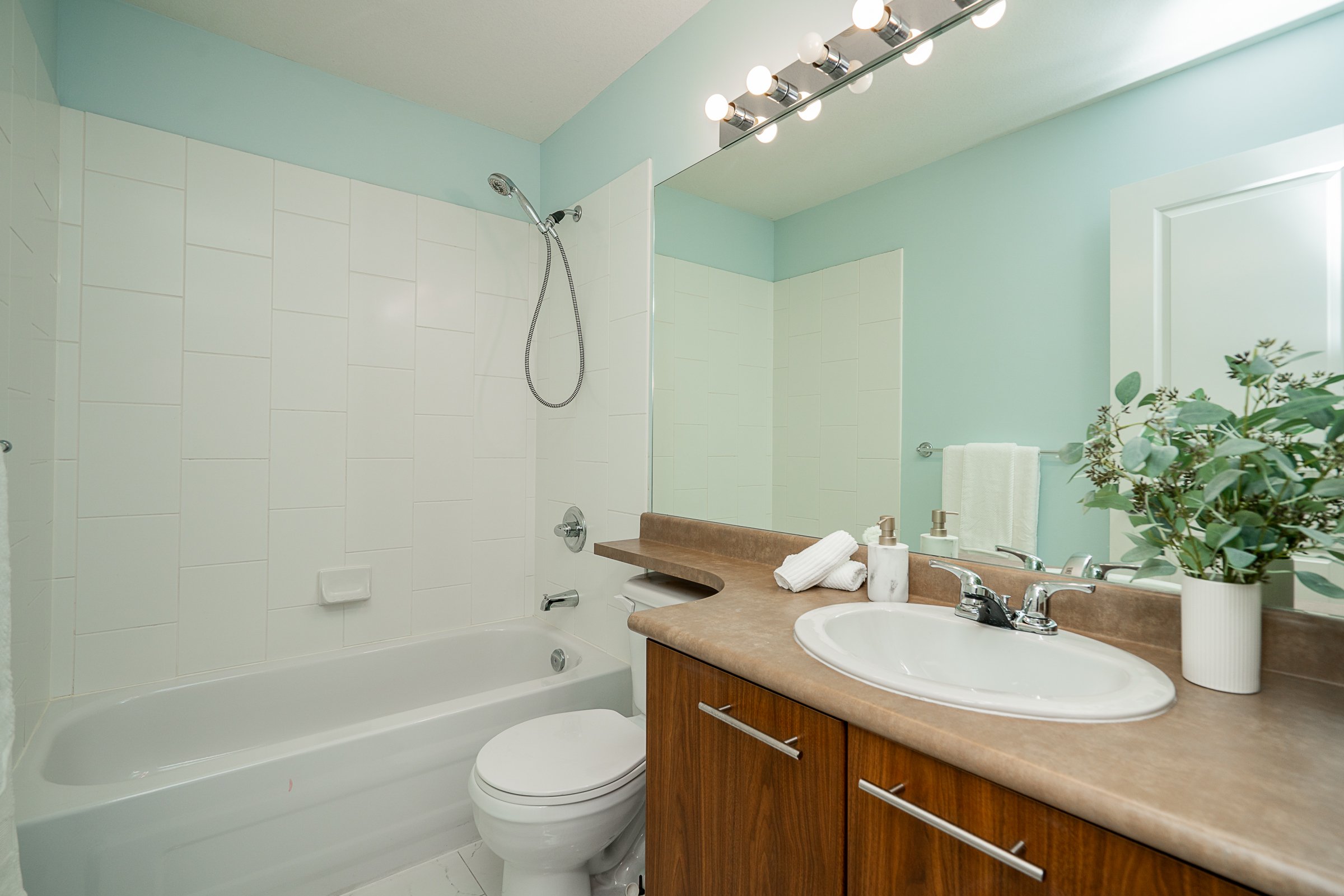 3-100-Klahanie-Drive-Port-Moody-Carolyn-Pogue-Best-Port-Moody-Realtor-30.jpg