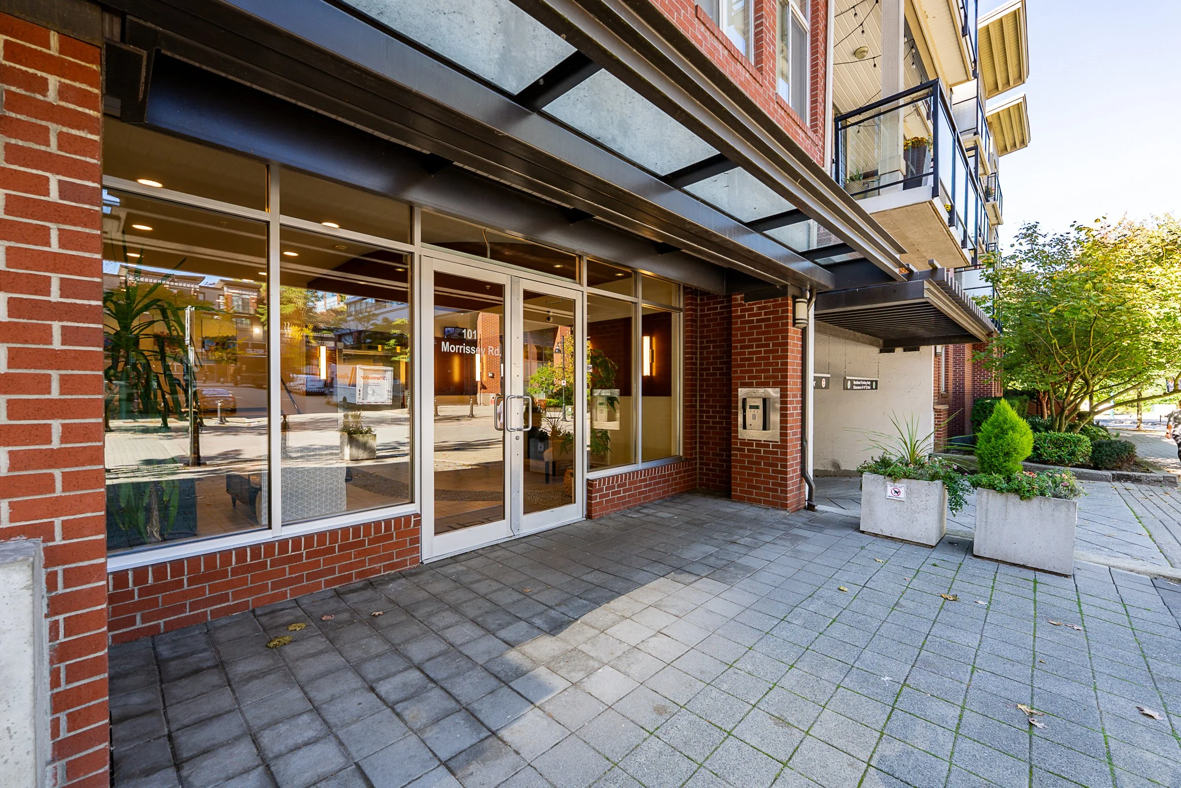 320-101-Morrissey-Road-Suter-Brook-Village-Port-Moody-Carolyn-Pogue-Best-Port-Moody-Realtor-2.jpg