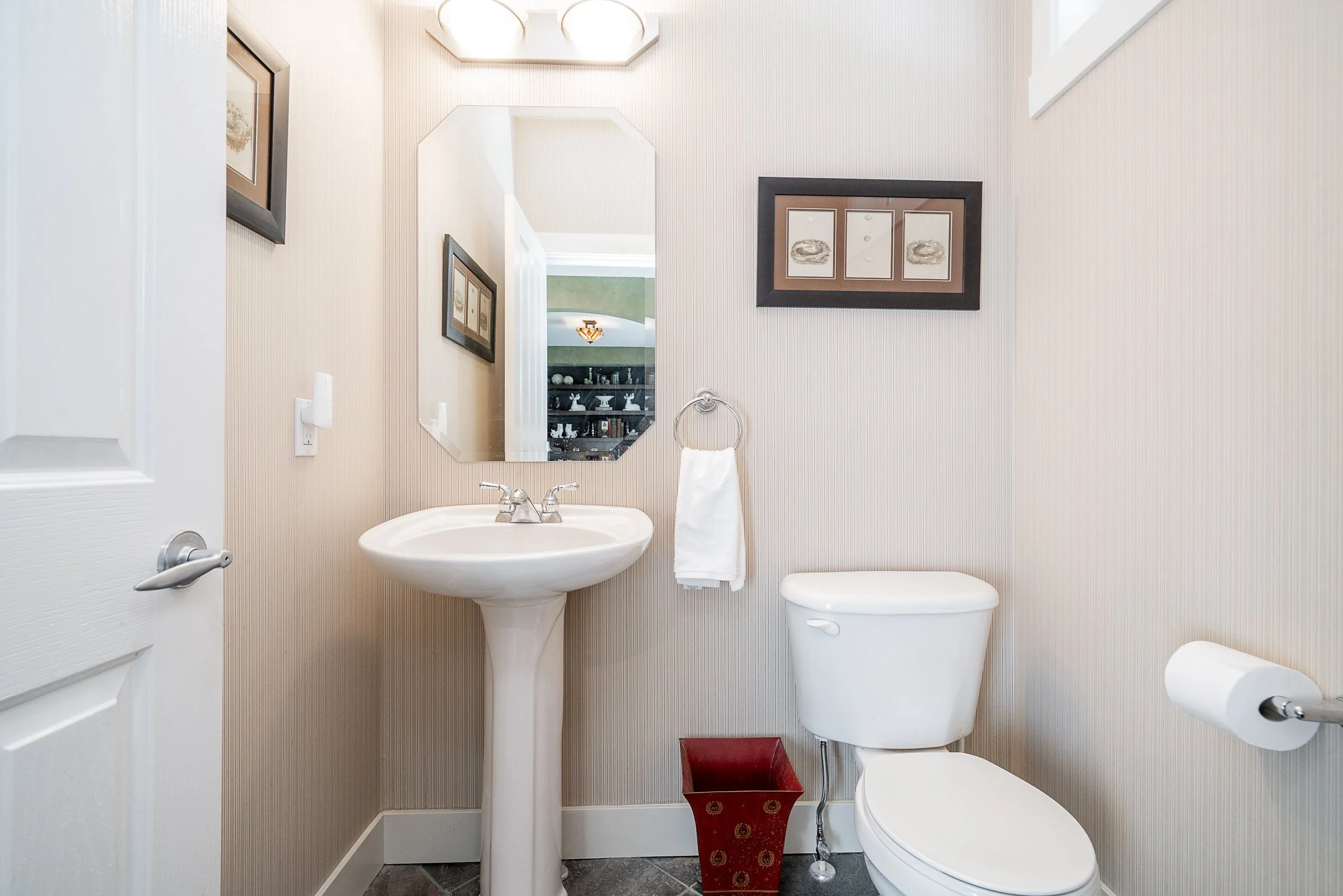 1899-Parkway-Boulevard-Westwood-Plateau-Coquitlam-Carolyn-Pogue-Best-Coquitlam-Realtor-17.jpg