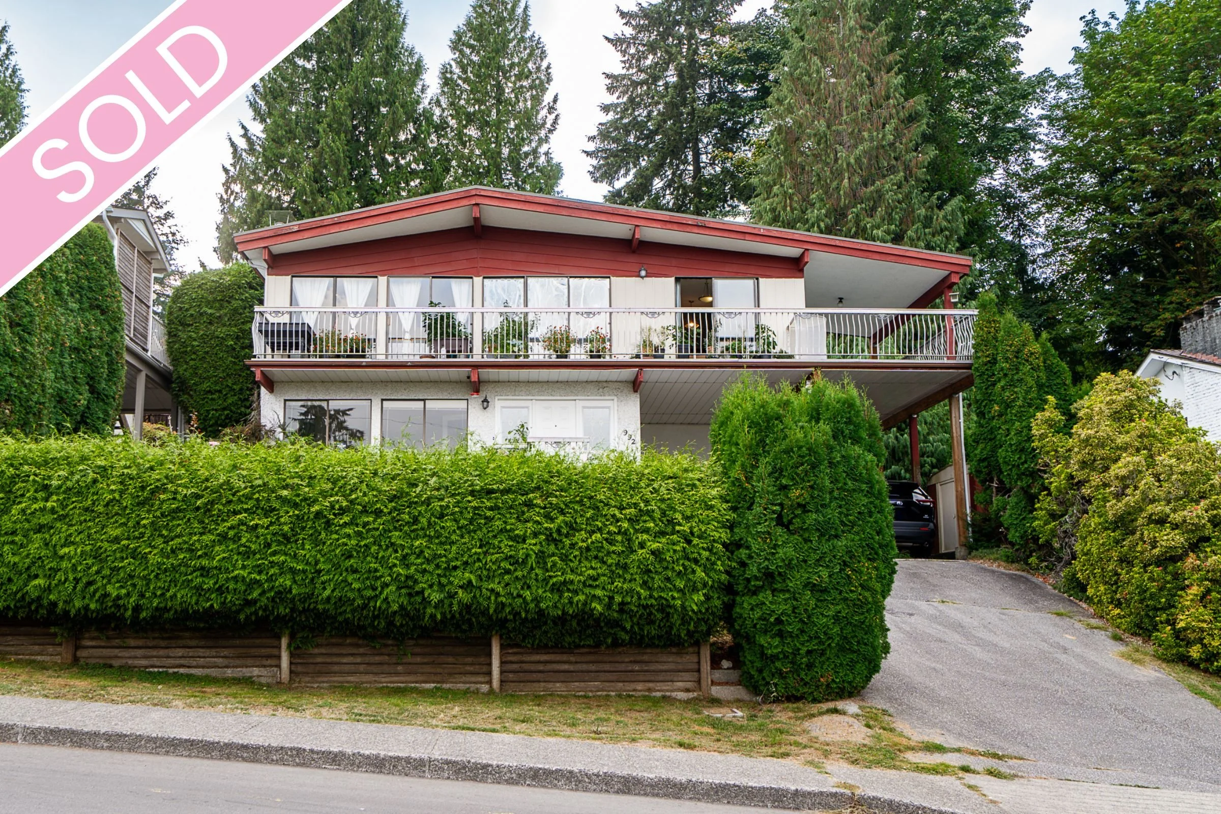 992 SADDLE STREET | Coquitlam