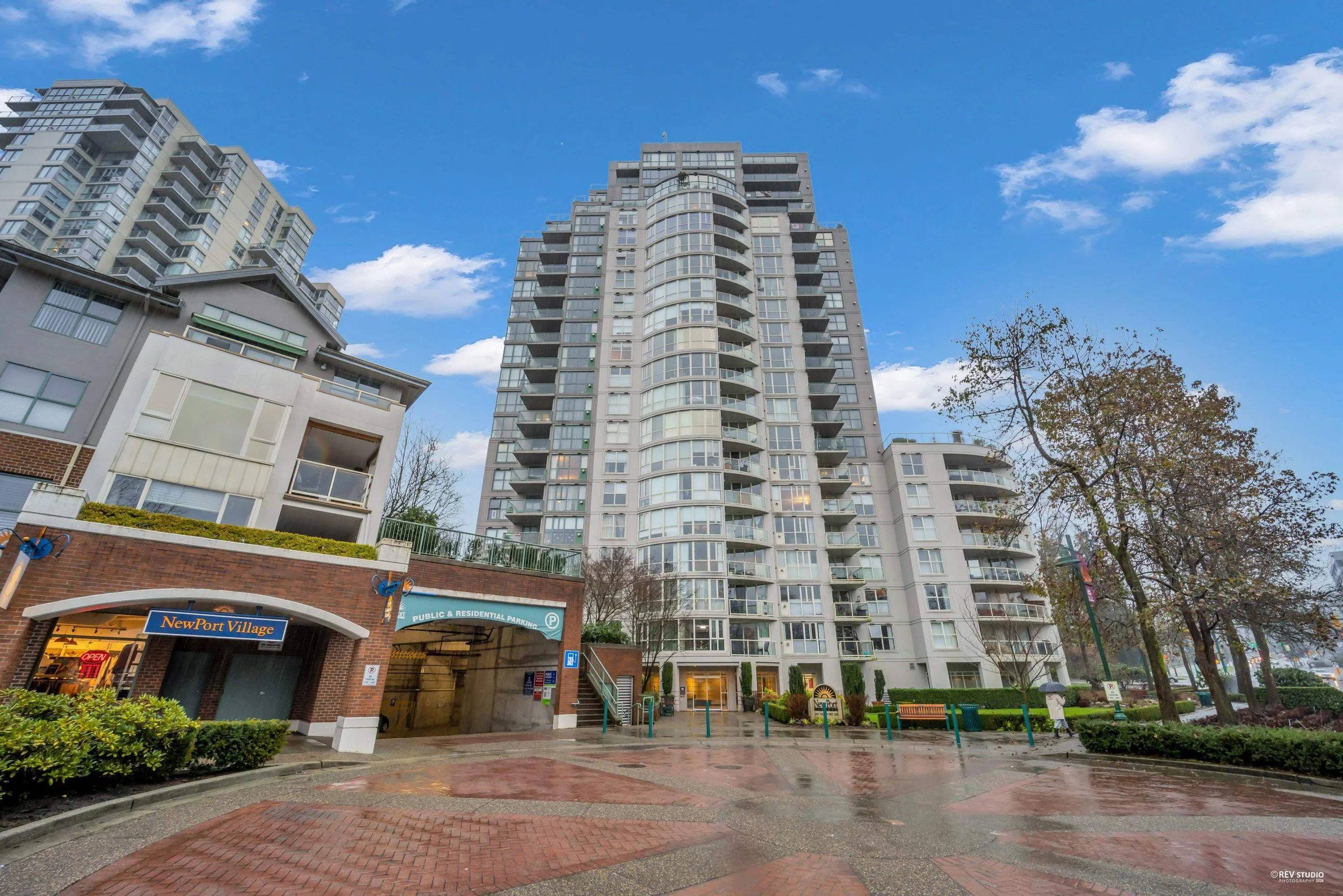 905 200 Newport Drive Port Moody Carolyn Pogue Best Port Moody Realtor Newport Village Condo