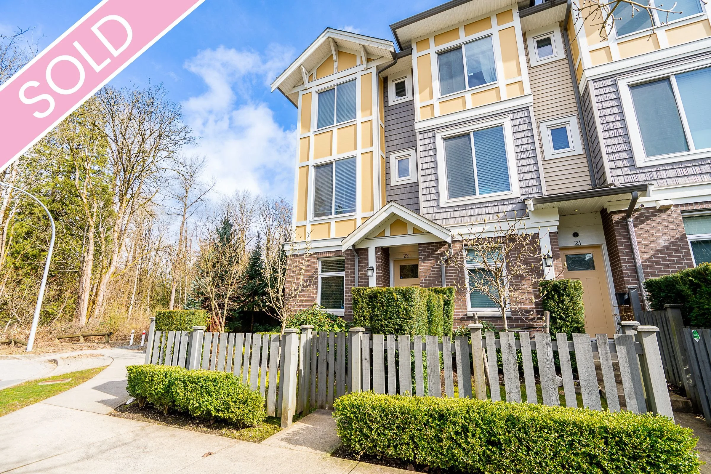 22 9718 161A STREET | Surrey
